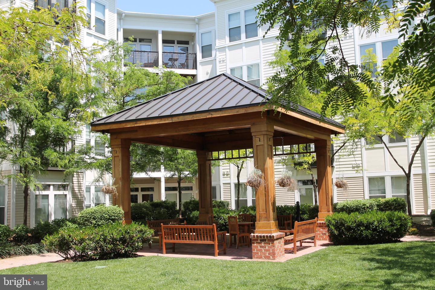 1391 PENNSYLVANIA AVE SE #403, WASHINGTON, District Of Columbia 20003, 2 Bedrooms Bedrooms, ,2 BathroomsBathrooms,Residential,For sale,1391 PENNSYLVANIA AVE SE #403,DCDC2211898 MLS # DCDC2211898 1391 PENNSYLVANIA AVE SE #403, WASHINGTON, District Of Columbia 20003, 2 Bedrooms Bedrooms, ,2 BathroomsBathrooms,Residential,For sale,1391 PENNSYLVANIA AVE SE #403,DCDC2211898 MLS # DCDC2211898