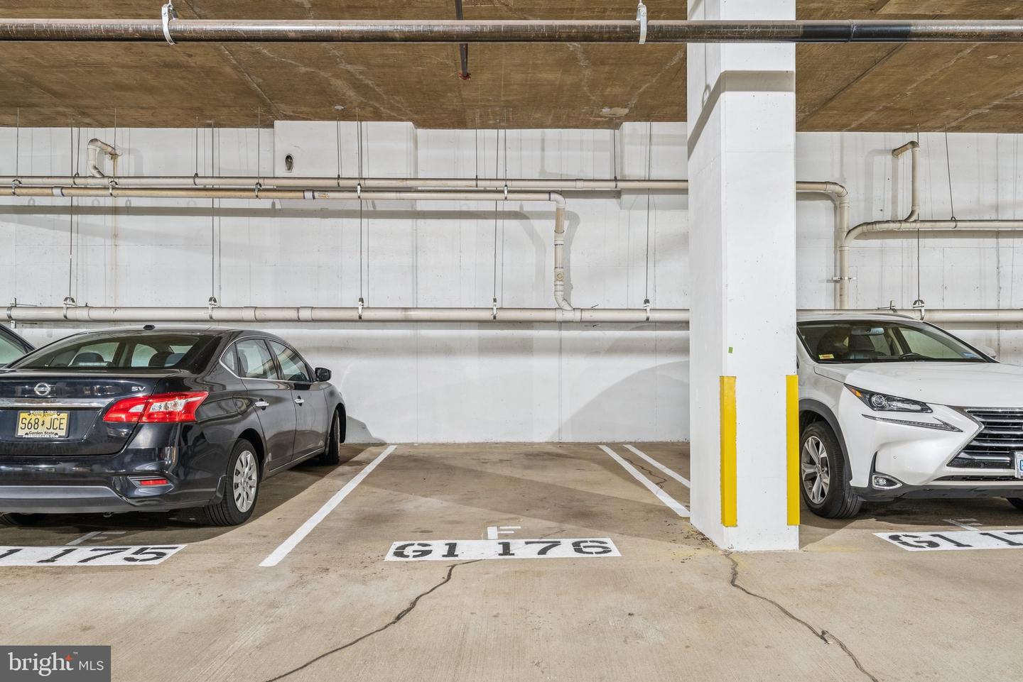 1391 PENNSYLVANIA AVE SE #403, WASHINGTON, District Of Columbia 20003, 2 Bedrooms Bedrooms, ,2 BathroomsBathrooms,Residential,For sale,1391 PENNSYLVANIA AVE SE #403,DCDC2211898 MLS # DCDC2211898 1391 PENNSYLVANIA AVE SE #403, WASHINGTON, District Of Columbia 20003, 2 Bedrooms Bedrooms, ,2 BathroomsBathrooms,Residential,For sale,1391 PENNSYLVANIA AVE SE #403,DCDC2211898 MLS # DCDC2211898