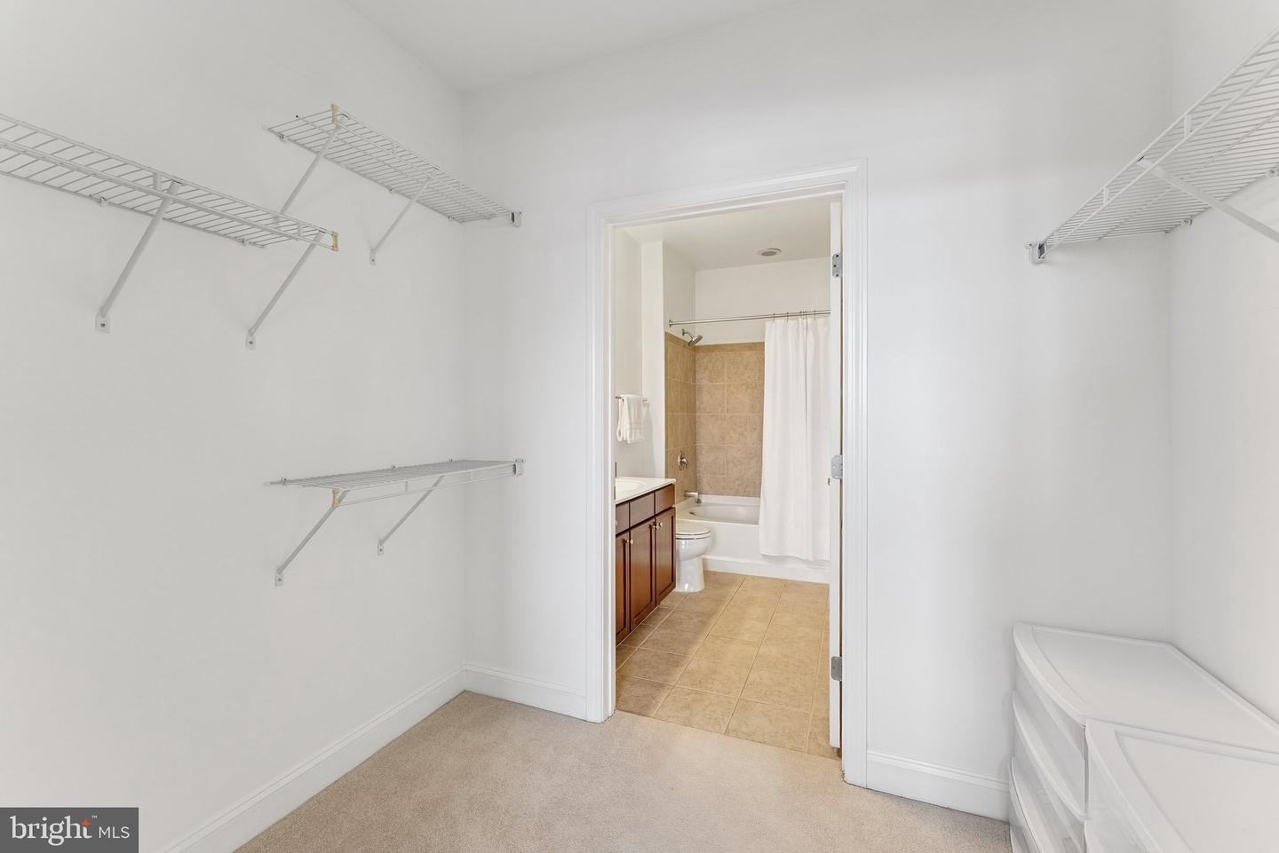 1391 PENNSYLVANIA AVE SE #403, WASHINGTON, District Of Columbia 20003, 2 Bedrooms Bedrooms, ,2 BathroomsBathrooms,Residential,For sale,1391 PENNSYLVANIA AVE SE #403,DCDC2211898 MLS # DCDC2211898 1391 PENNSYLVANIA AVE SE #403, WASHINGTON, District Of Columbia 20003, 2 Bedrooms Bedrooms, ,2 BathroomsBathrooms,Residential,For sale,1391 PENNSYLVANIA AVE SE #403,DCDC2211898 MLS # DCDC2211898