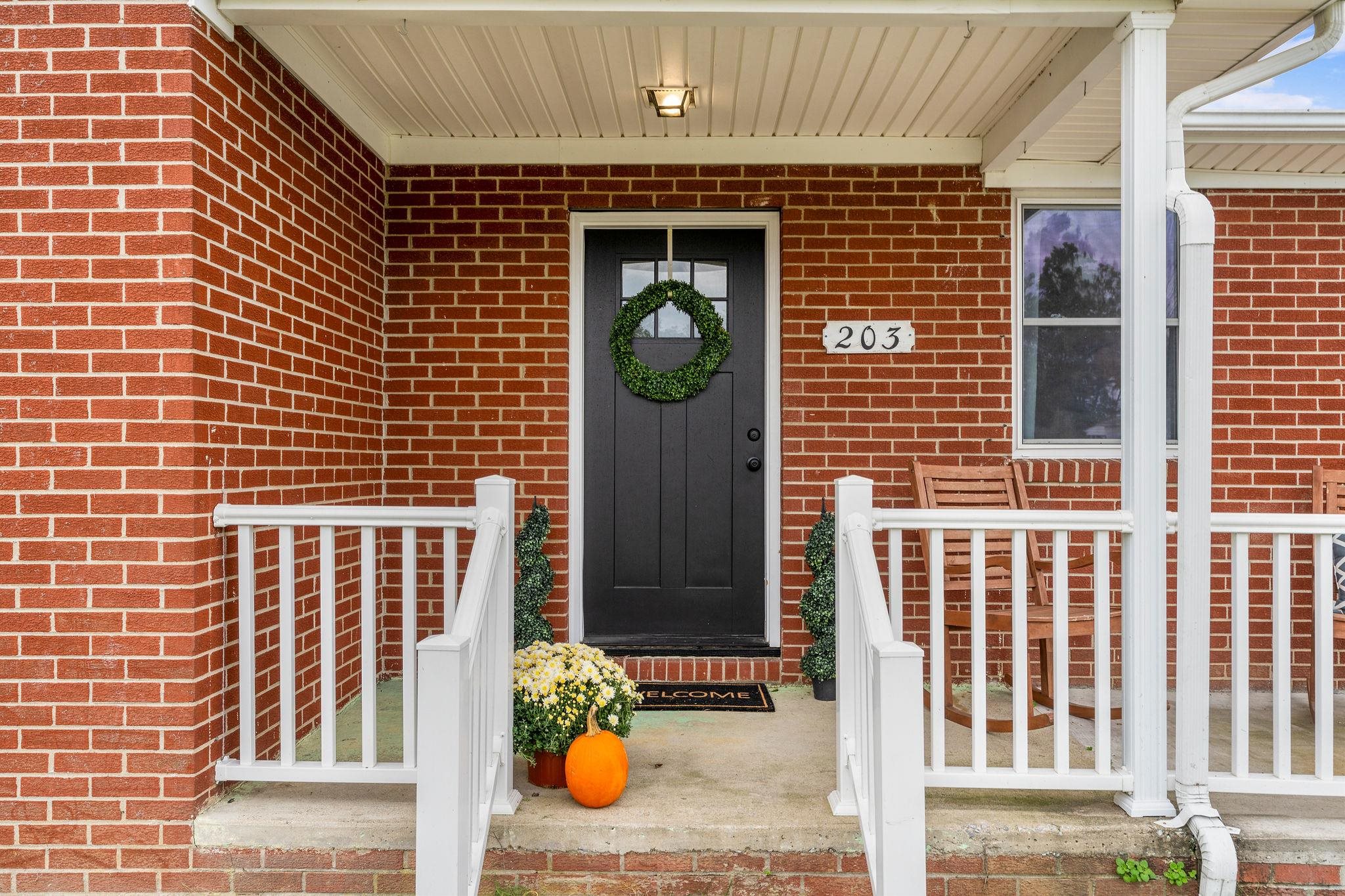 203 HOWARDSVILLE TPKE, STUARTS DRAFT, Virginia 24477, 3 Bedrooms Bedrooms, ,1 BathroomBathrooms,Residential,203 HOWARDSVILLE TPKE,669385 MLS # 669385