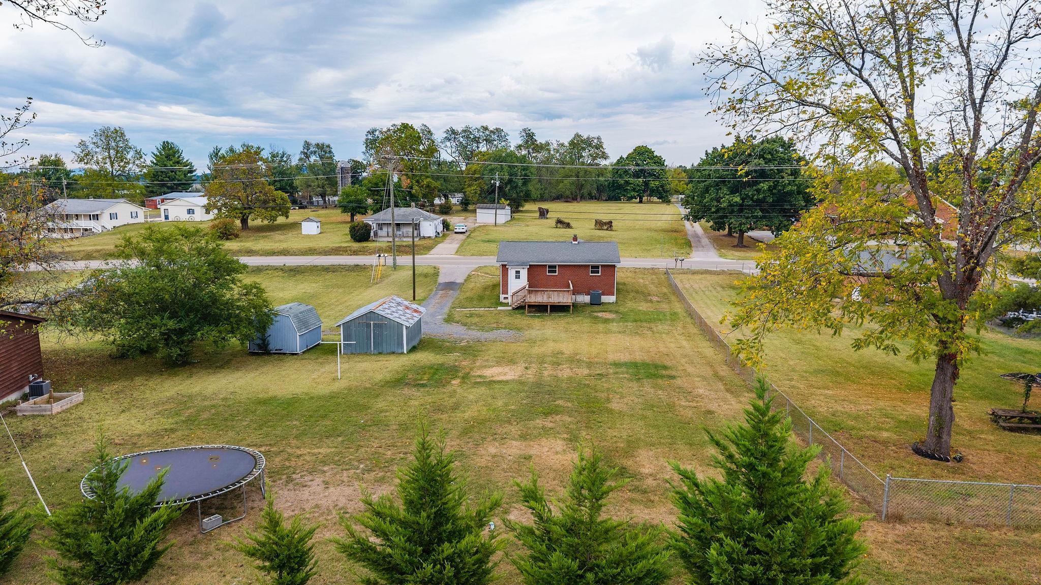 203 HOWARDSVILLE TPKE, STUARTS DRAFT, Virginia 24477, 3 Bedrooms Bedrooms, ,1 BathroomBathrooms,Residential,203 HOWARDSVILLE TPKE,669385 MLS # 669385