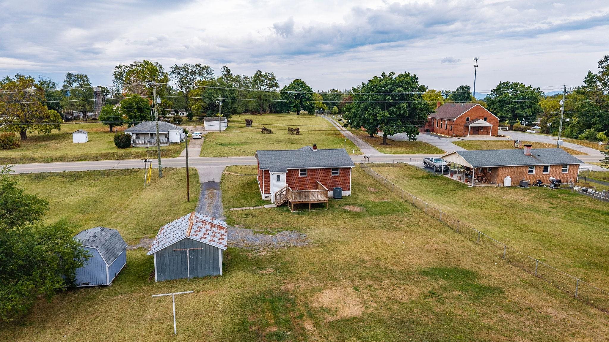 203 HOWARDSVILLE TPKE, STUARTS DRAFT, Virginia 24477, 3 Bedrooms Bedrooms, ,1 BathroomBathrooms,Residential,203 HOWARDSVILLE TPKE,669385 MLS # 669385