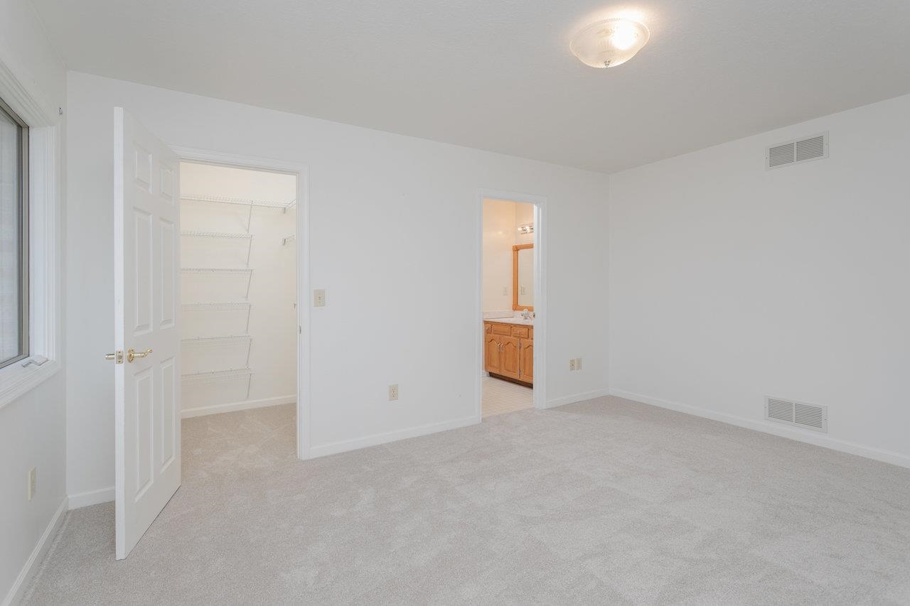 624 ERICKSON AVE, ROCKINGHAM, Virginia 22801, 3 Bedrooms Bedrooms, ,3 BathroomsBathrooms,Residential,624 ERICKSON AVE,669394 MLS # 669394