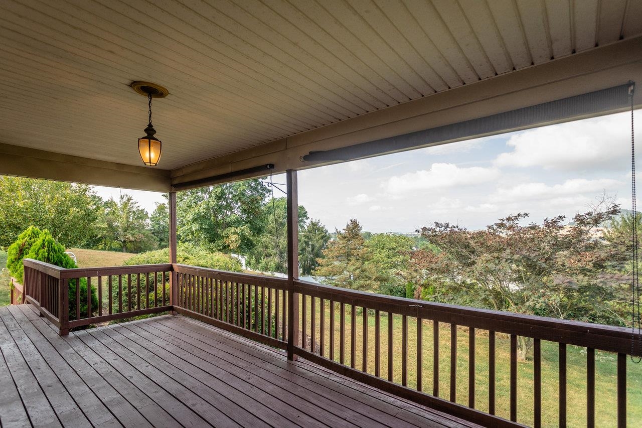 624 ERICKSON AVE, ROCKINGHAM, Virginia 22801, 3 Bedrooms Bedrooms, ,3 BathroomsBathrooms,Residential,624 ERICKSON AVE,669394 MLS # 669394
