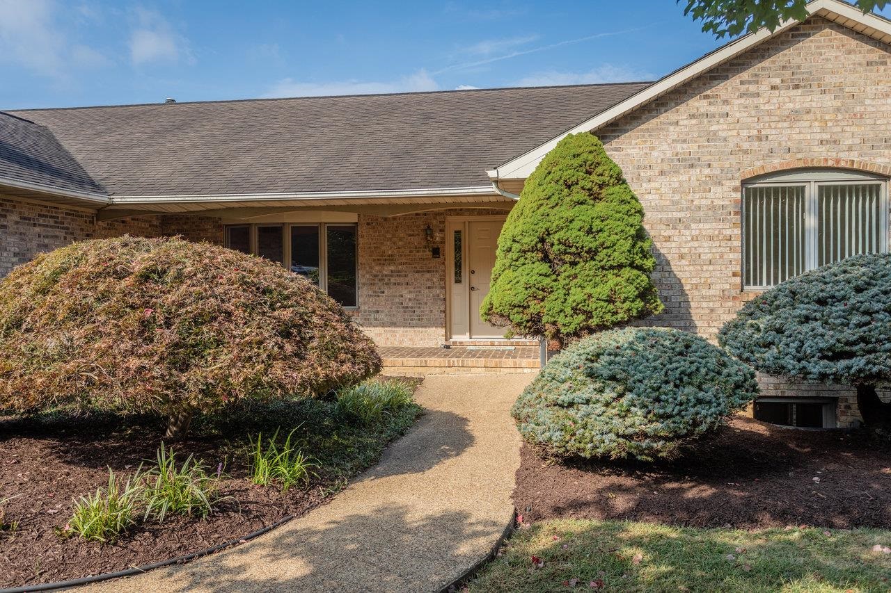 624 ERICKSON AVE, ROCKINGHAM, Virginia 22801, 3 Bedrooms Bedrooms, ,3 BathroomsBathrooms,Residential,624 ERICKSON AVE,669394 MLS # 669394