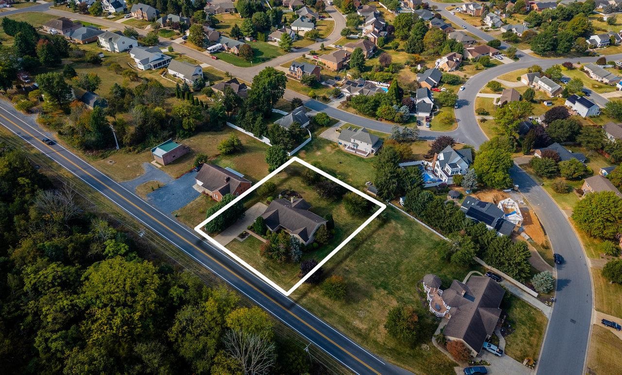 624 ERICKSON AVE, ROCKINGHAM, Virginia 22801, 3 Bedrooms Bedrooms, ,3 BathroomsBathrooms,Residential,624 ERICKSON AVE,669394 MLS # 669394