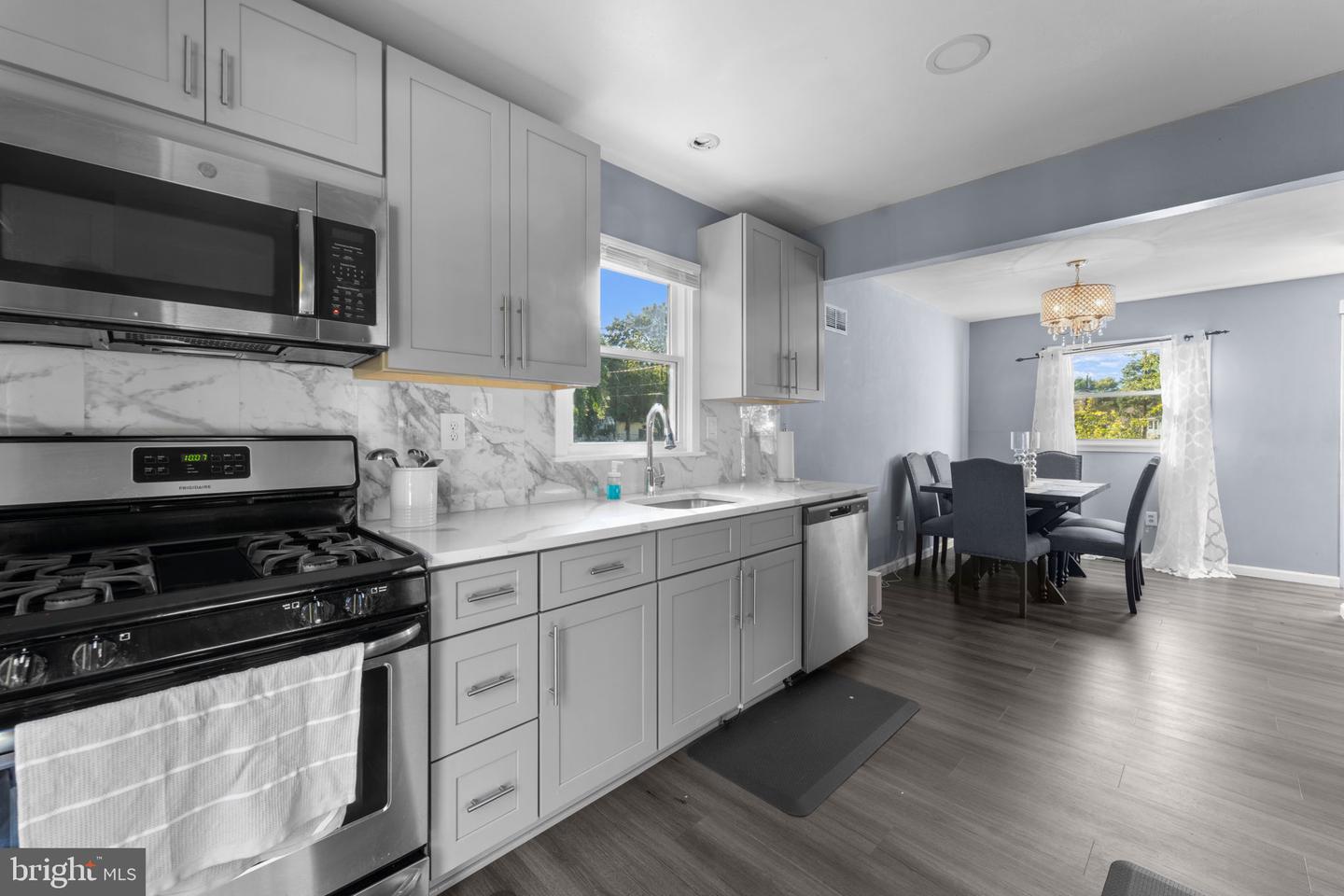 1407 COLCHESTER RD, WOODBRIDGE, Virginia 22191, 3 Bedrooms Bedrooms, 10 Rooms Rooms,3 BathroomsBathrooms,Residential,For sale,1407 COLCHESTER RD,VAPW2103152 MLS # VAPW2103152