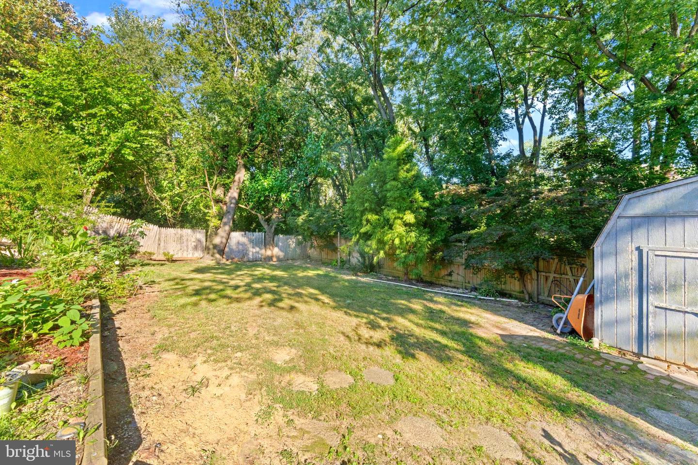 1407 COLCHESTER RD, WOODBRIDGE, Virginia 22191, 3 Bedrooms Bedrooms, 10 Rooms Rooms,3 BathroomsBathrooms,Residential,For sale,1407 COLCHESTER RD,VAPW2103152 MLS # VAPW2103152