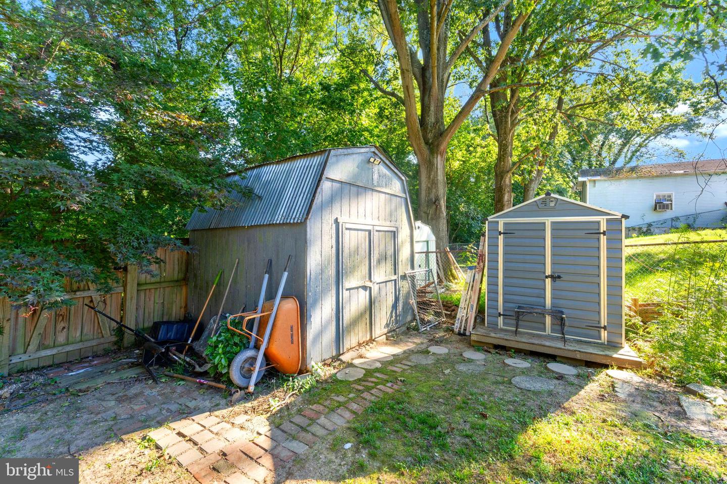 1407 COLCHESTER RD, WOODBRIDGE, Virginia 22191, 3 Bedrooms Bedrooms, 10 Rooms Rooms,3 BathroomsBathrooms,Residential,For sale,1407 COLCHESTER RD,VAPW2103152 MLS # VAPW2103152