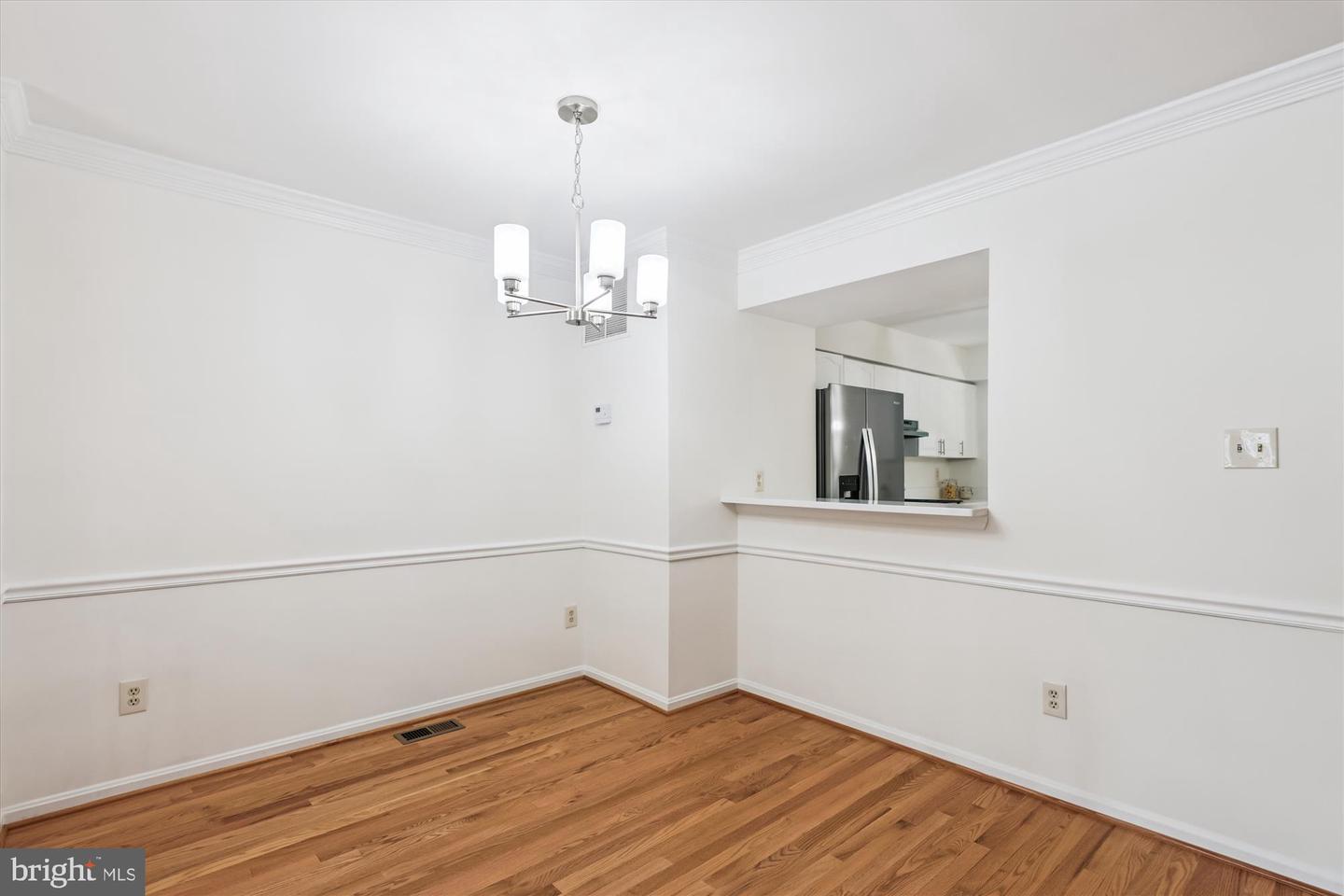 8840 EAGLE ROCK LN, SPRINGFIELD, Virginia 22153, 3 Bedrooms Bedrooms, ,3 BathroomsBathrooms,Residential,For sale,8840 EAGLE ROCK LN,VAFX2265092 MLS # VAFX2265092