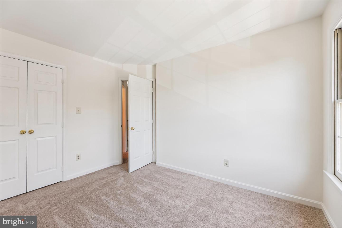 8840 EAGLE ROCK LN, SPRINGFIELD, Virginia 22153, 3 Bedrooms Bedrooms, ,3 BathroomsBathrooms,Residential,For sale,8840 EAGLE ROCK LN,VAFX2265092 MLS # VAFX2265092