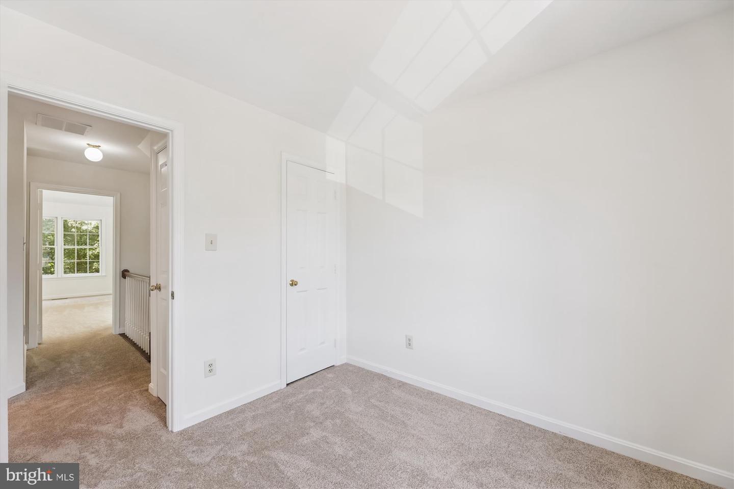 8840 EAGLE ROCK LN, SPRINGFIELD, Virginia 22153, 3 Bedrooms Bedrooms, ,3 BathroomsBathrooms,Residential,For sale,8840 EAGLE ROCK LN,VAFX2265092 MLS # VAFX2265092