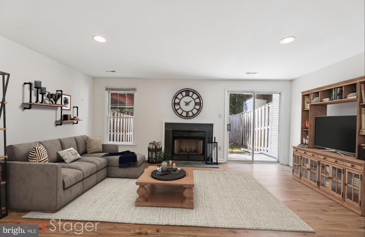 8840 EAGLE ROCK LN, SPRINGFIELD, Virginia 22153, 3 Bedrooms Bedrooms, ,3 BathroomsBathrooms,Residential,For sale,8840 EAGLE ROCK LN,VAFX2265092 MLS # VAFX2265092