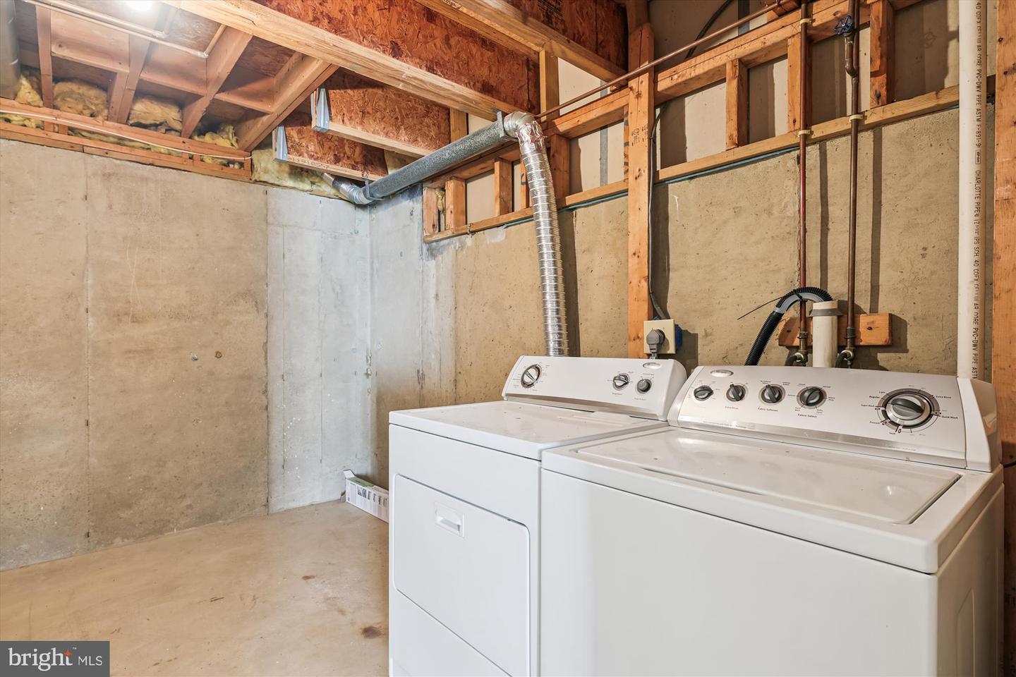 8840 EAGLE ROCK LN, SPRINGFIELD, Virginia 22153, 3 Bedrooms Bedrooms, ,3 BathroomsBathrooms,Residential,For sale,8840 EAGLE ROCK LN,VAFX2265092 MLS # VAFX2265092