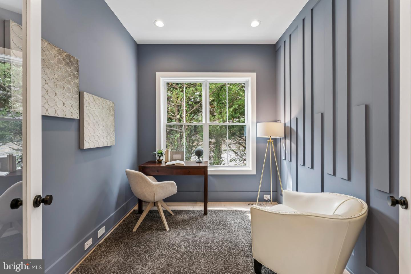 5017 17TH ST N, ARLINGTON, Virginia 22207, 5 Bedrooms Bedrooms, ,5 BathroomsBathrooms,Residential,For sale,5017 17TH ST N,VAAR2063190 MLS # VAAR2063190
