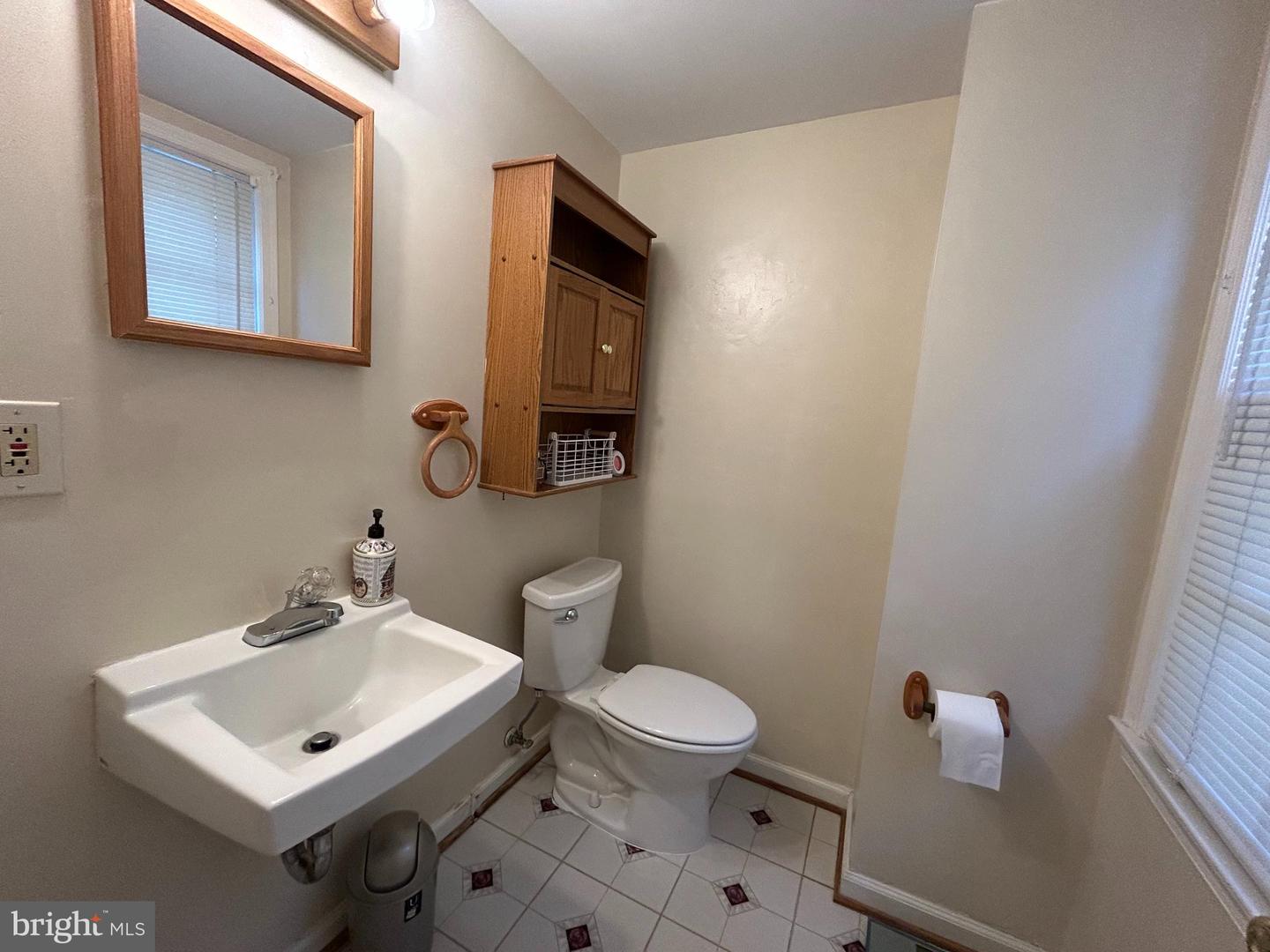 5432 BRIXHAM CT, BURKE, Virginia 22015, 4 Bedrooms Bedrooms, ,3 BathroomsBathrooms,Residential,For sale,5432 BRIXHAM CT,VAFX2265374 MLS # VAFX2265374