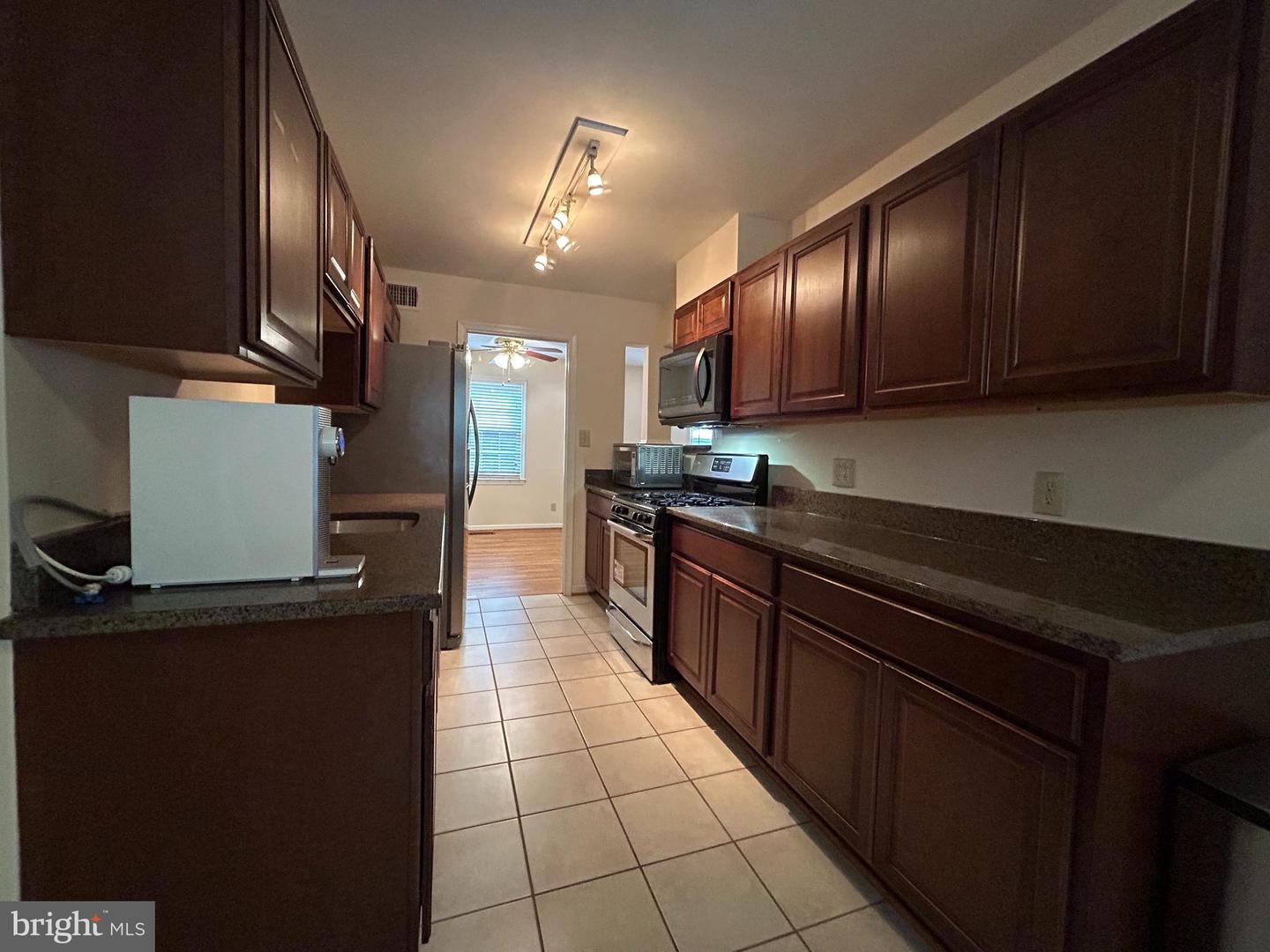 5432 BRIXHAM CT, BURKE, Virginia 22015, 4 Bedrooms Bedrooms, ,3 BathroomsBathrooms,Residential,For sale,5432 BRIXHAM CT,VAFX2265374 MLS # VAFX2265374