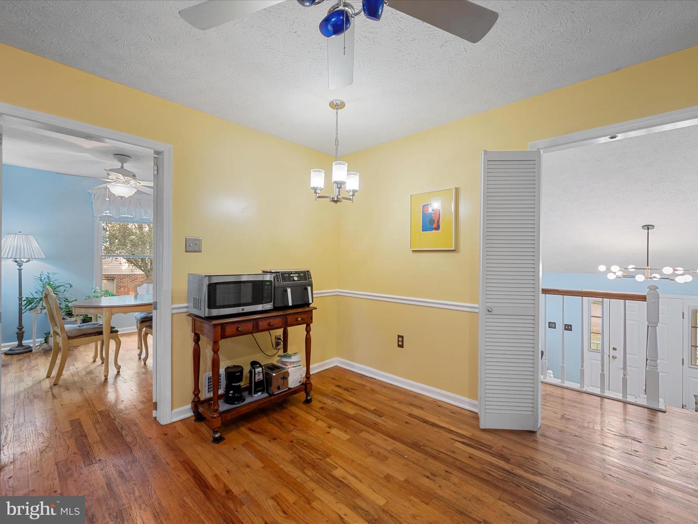 609 CRYSTAL CT, WINCHESTER, Virginia 22601, 4 Bedrooms Bedrooms, ,2 BathroomsBathrooms,Residential,For sale,609 CRYSTAL CT,VAWI2009040 MLS # VAWI2009040