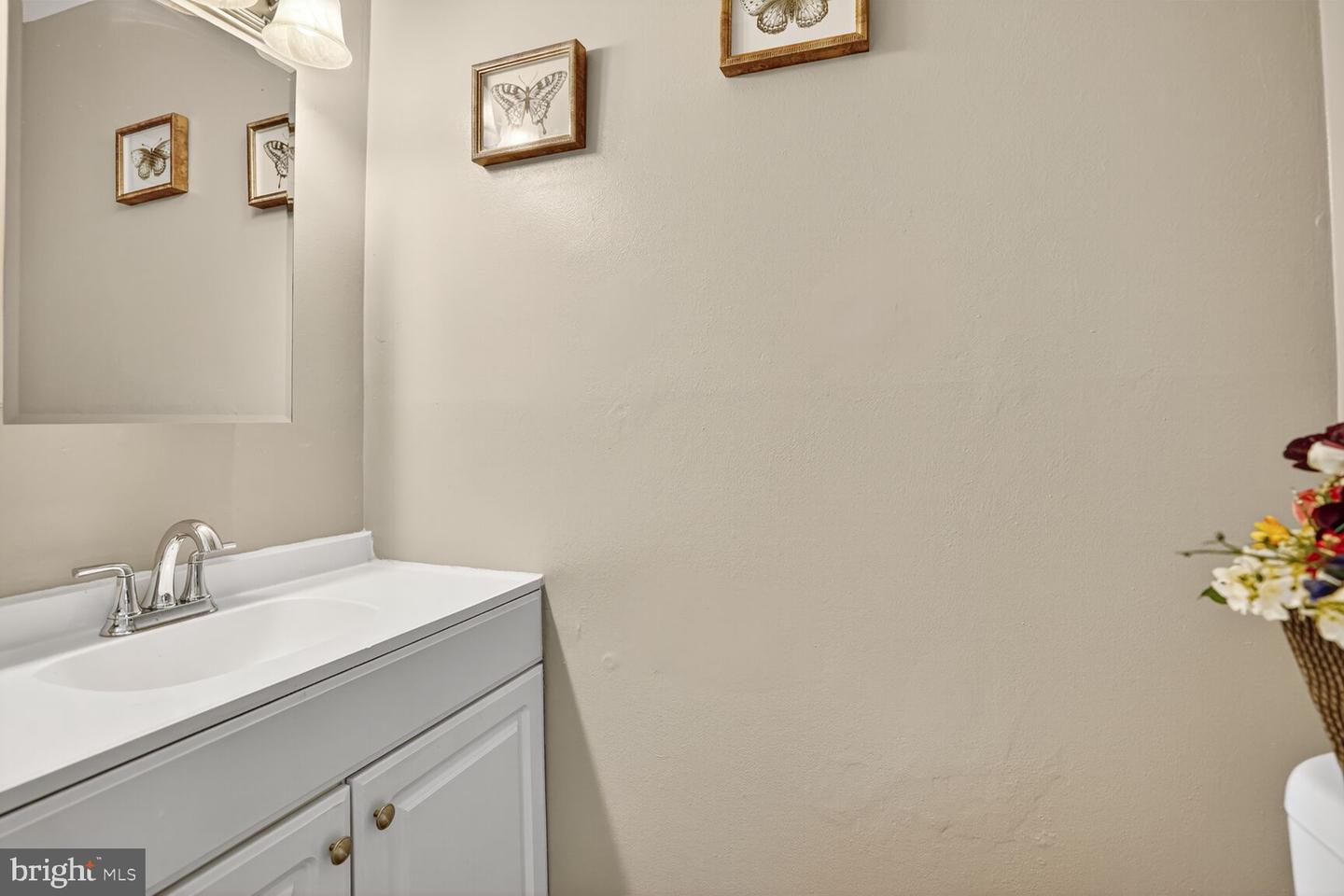 2441 WINDBREAK DR, ALEXANDRIA, Virginia 22306, 3 Bedrooms Bedrooms, ,2 BathroomsBathrooms,Residential,For sale,2441 WINDBREAK DR,VAFX2266000 MLS # VAFX2266000