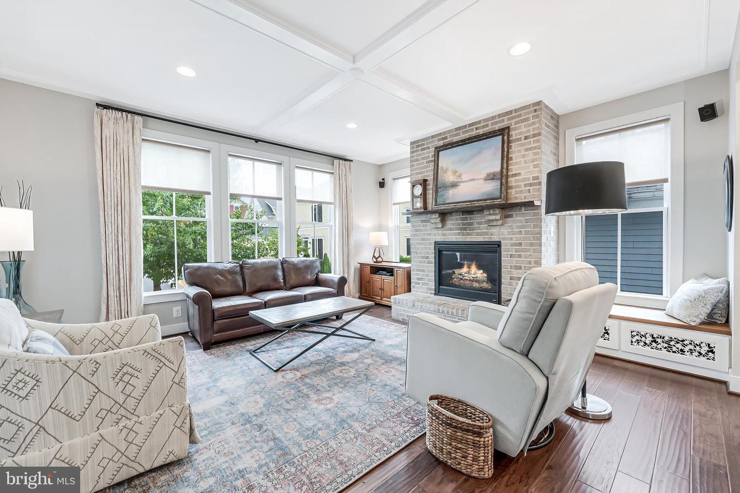 802 VINE ST, HERNDON, Virginia 20170, 4 Bedrooms Bedrooms, ,3 BathroomsBathrooms,Residential,For sale,802 VINE ST,VAFX2266076 MLS # VAFX2266076