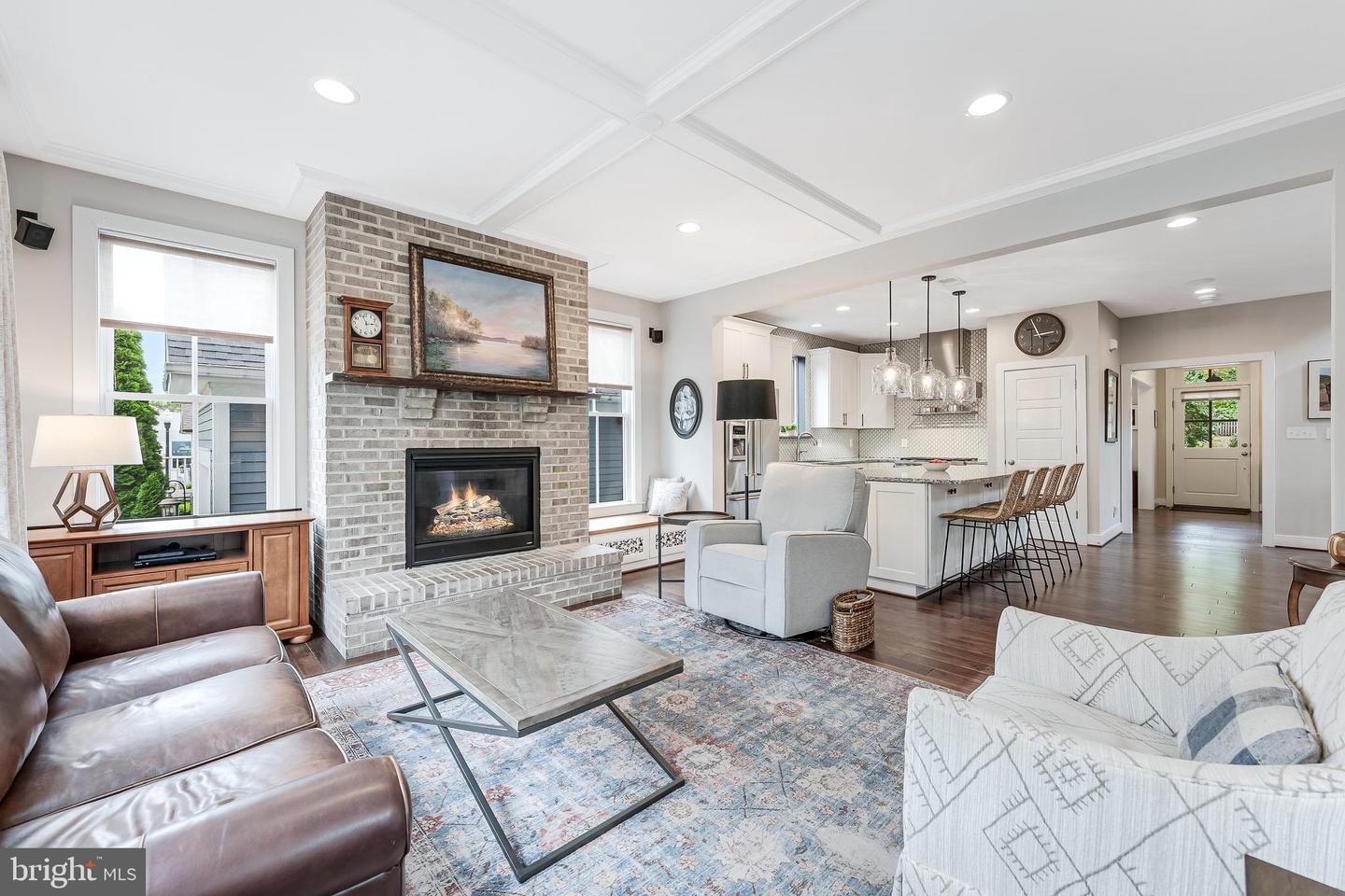 802 VINE ST, HERNDON, Virginia 20170, 4 Bedrooms Bedrooms, ,3 BathroomsBathrooms,Residential,For sale,802 VINE ST,VAFX2266076 MLS # VAFX2266076