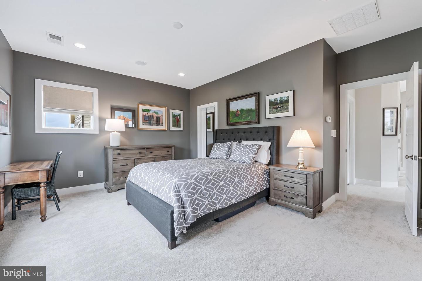 802 VINE ST, HERNDON, Virginia 20170, 4 Bedrooms Bedrooms, ,3 BathroomsBathrooms,Residential,For sale,802 VINE ST,VAFX2266076 MLS # VAFX2266076
