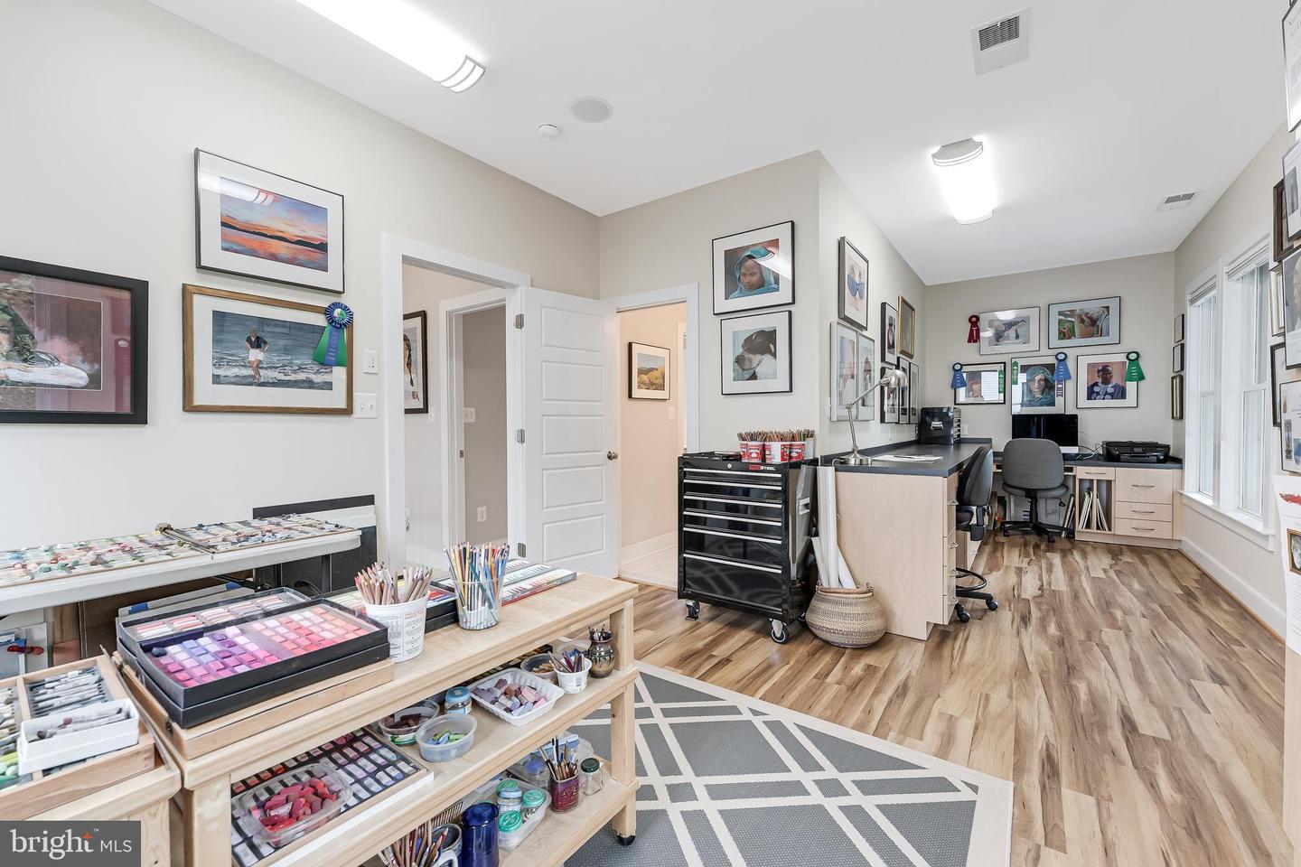 802 VINE ST, HERNDON, Virginia 20170, 4 Bedrooms Bedrooms, ,3 BathroomsBathrooms,Residential,For sale,802 VINE ST,VAFX2266076 MLS # VAFX2266076