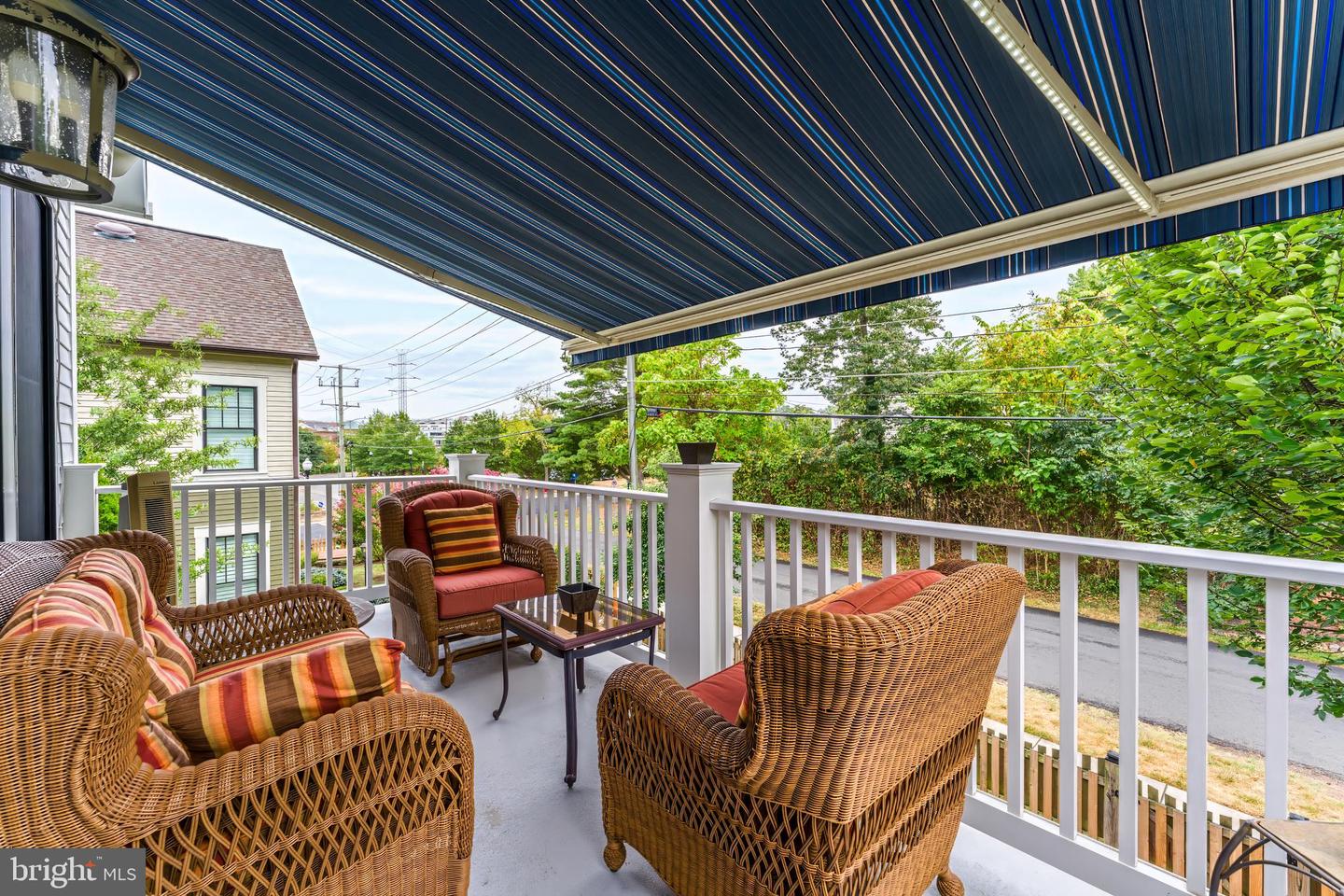 802 VINE ST, HERNDON, Virginia 20170, 4 Bedrooms Bedrooms, ,3 BathroomsBathrooms,Residential,For sale,802 VINE ST,VAFX2266076 MLS # VAFX2266076