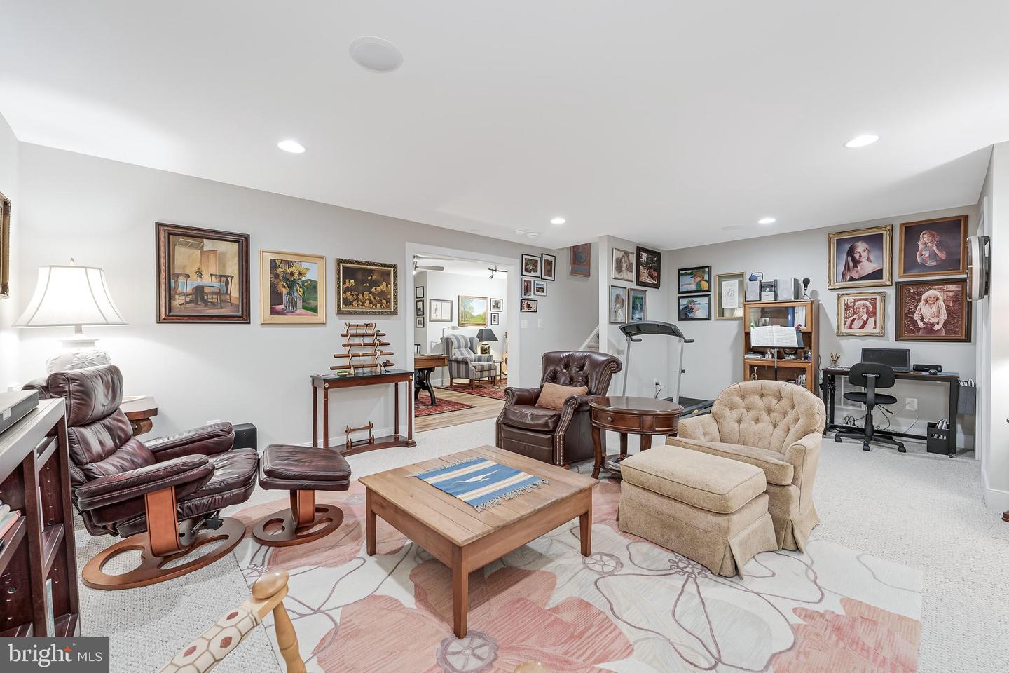 802 VINE ST, HERNDON, Virginia 20170, 4 Bedrooms Bedrooms, ,3 BathroomsBathrooms,Residential,For sale,802 VINE ST,VAFX2266076 MLS # VAFX2266076