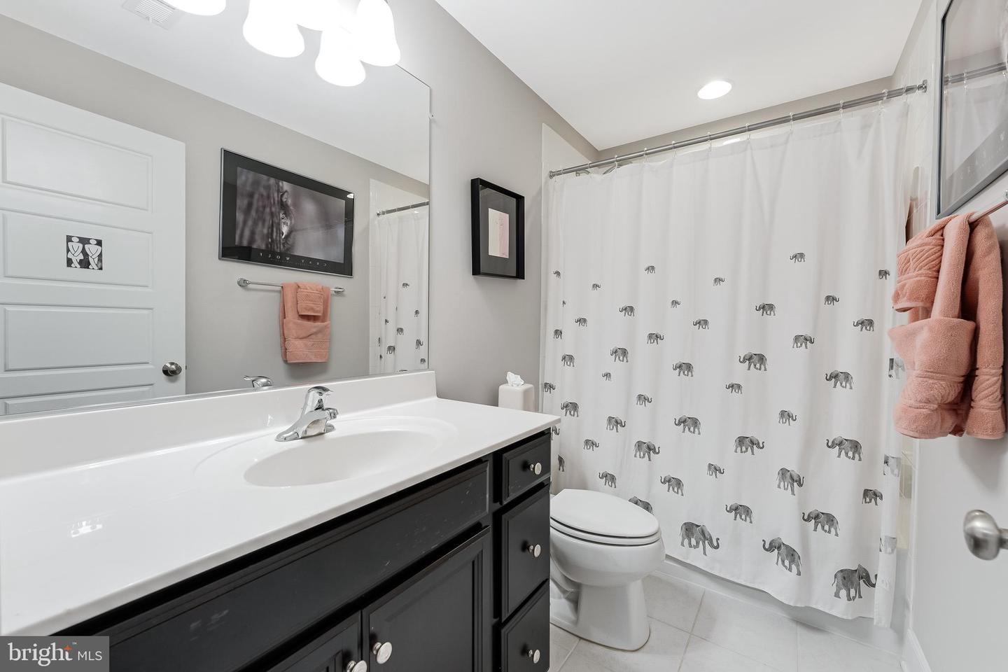 802 VINE ST, HERNDON, Virginia 20170, 4 Bedrooms Bedrooms, ,3 BathroomsBathrooms,Residential,For sale,802 VINE ST,VAFX2266076 MLS # VAFX2266076