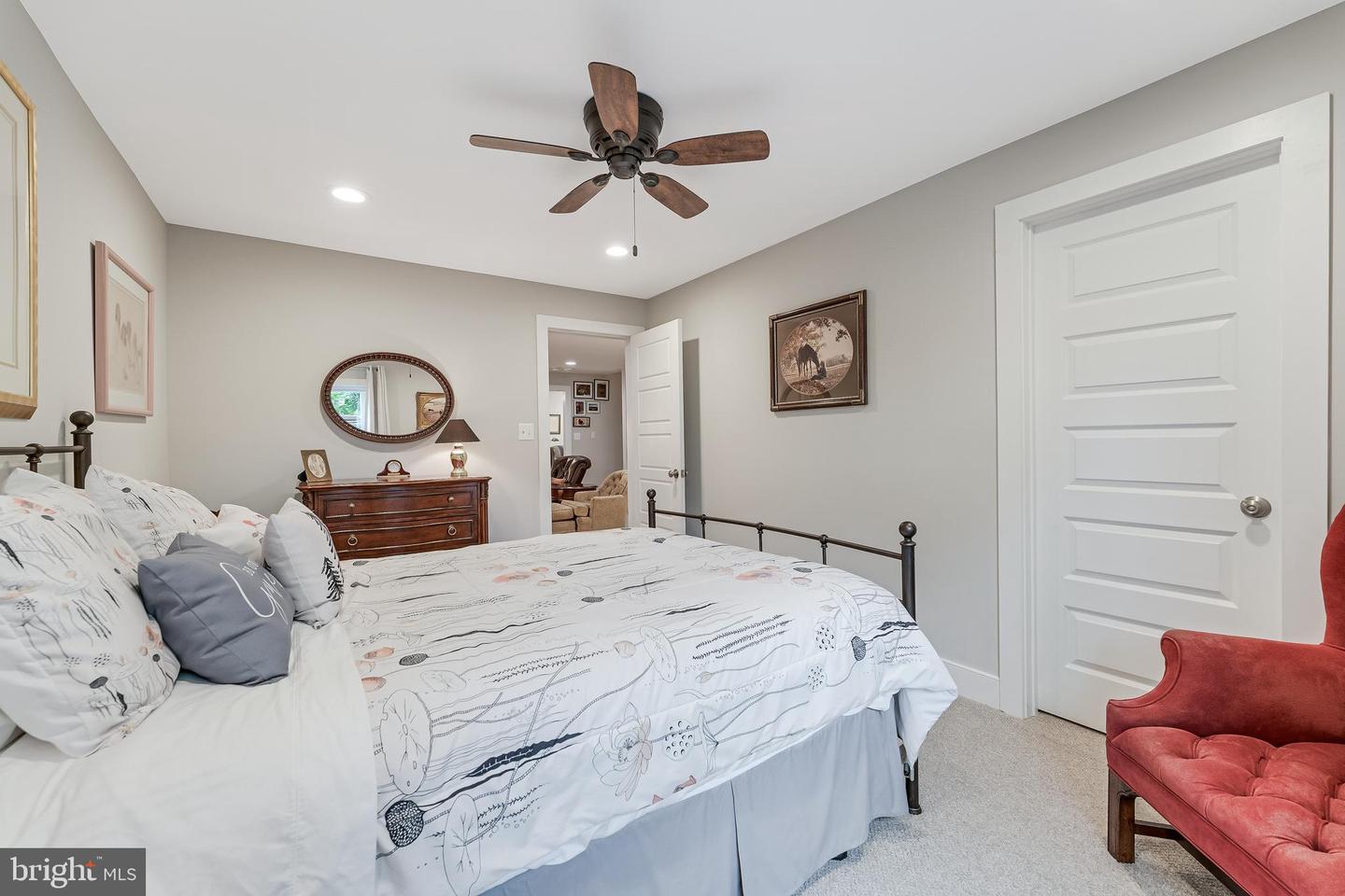 802 VINE ST, HERNDON, Virginia 20170, 4 Bedrooms Bedrooms, ,3 BathroomsBathrooms,Residential,For sale,802 VINE ST,VAFX2266076 MLS # VAFX2266076