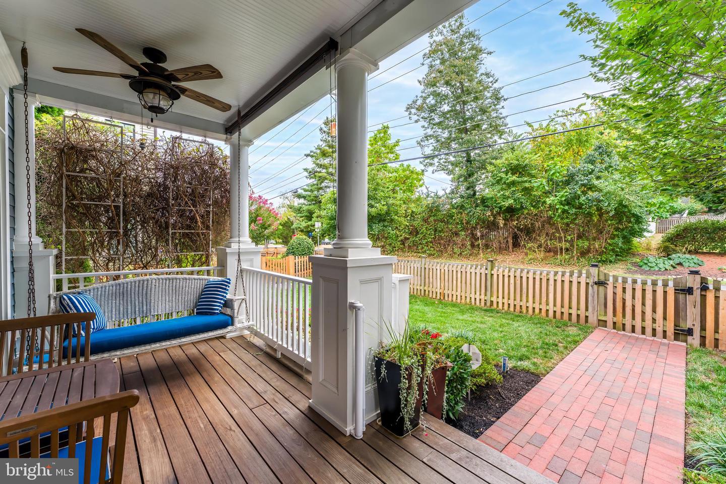 802 VINE ST, HERNDON, Virginia 20170, 4 Bedrooms Bedrooms, ,3 BathroomsBathrooms,Residential,For sale,802 VINE ST,VAFX2266076 MLS # VAFX2266076
