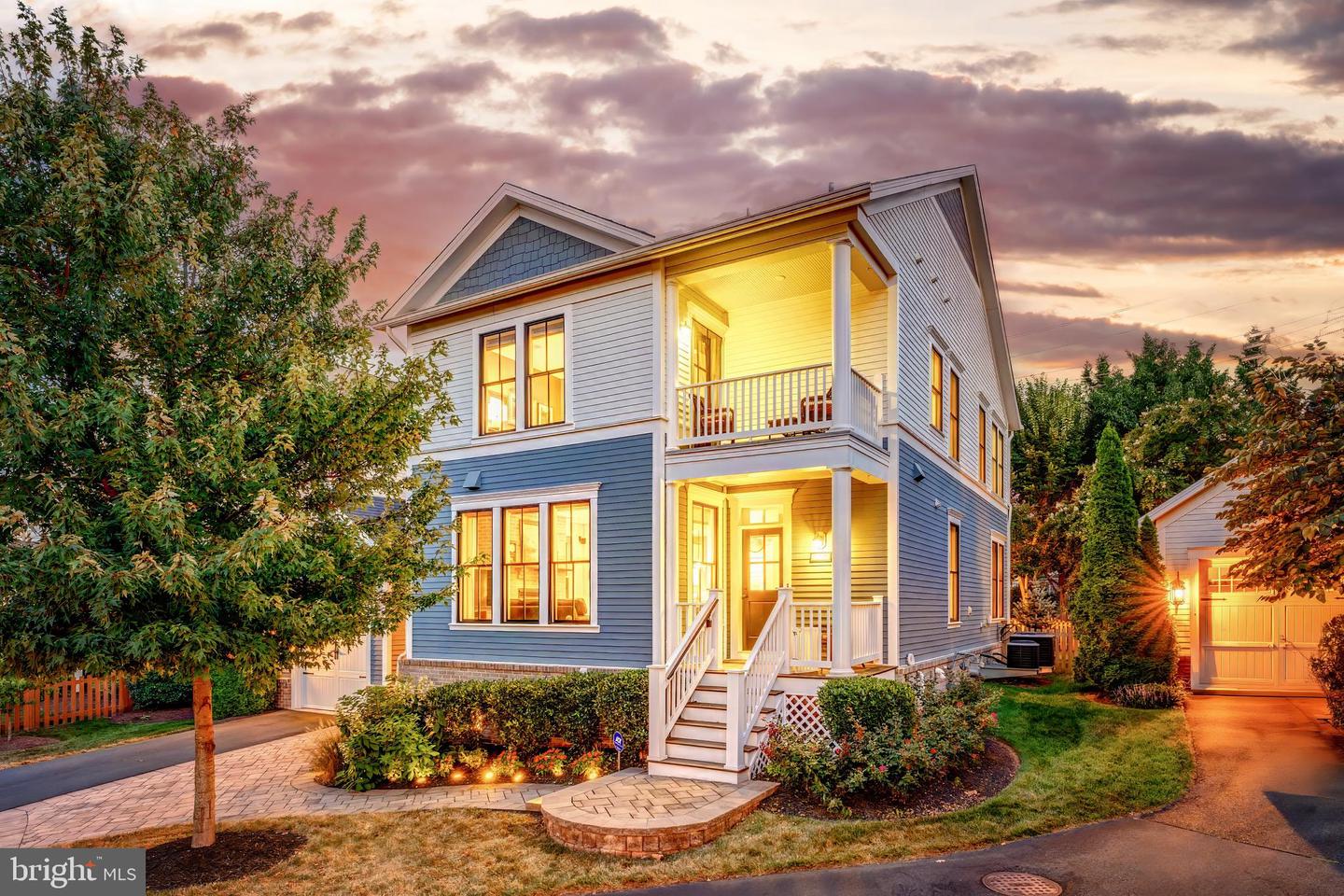 802 VINE ST, HERNDON, Virginia 20170, 4 Bedrooms Bedrooms, ,3 BathroomsBathrooms,Residential,For sale,802 VINE ST,VAFX2266076 MLS # VAFX2266076