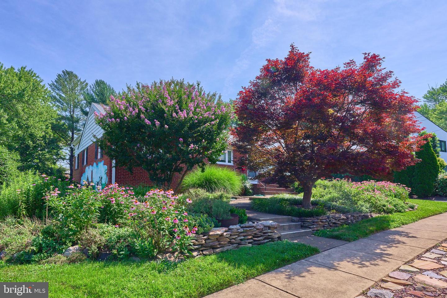 5255 32ND ST N, ARLINGTON, Virginia 22207, 5 Bedrooms Bedrooms, ,3 BathroomsBathrooms,Residential,For sale,5255 32ND ST N,VAAR2063472 MLS # VAAR2063472