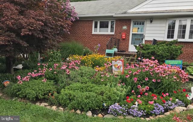 5255 32ND ST N, ARLINGTON, Virginia 22207, 5 Bedrooms Bedrooms, ,3 BathroomsBathrooms,Residential,For sale,5255 32ND ST N,VAAR2063472 MLS # VAAR2063472