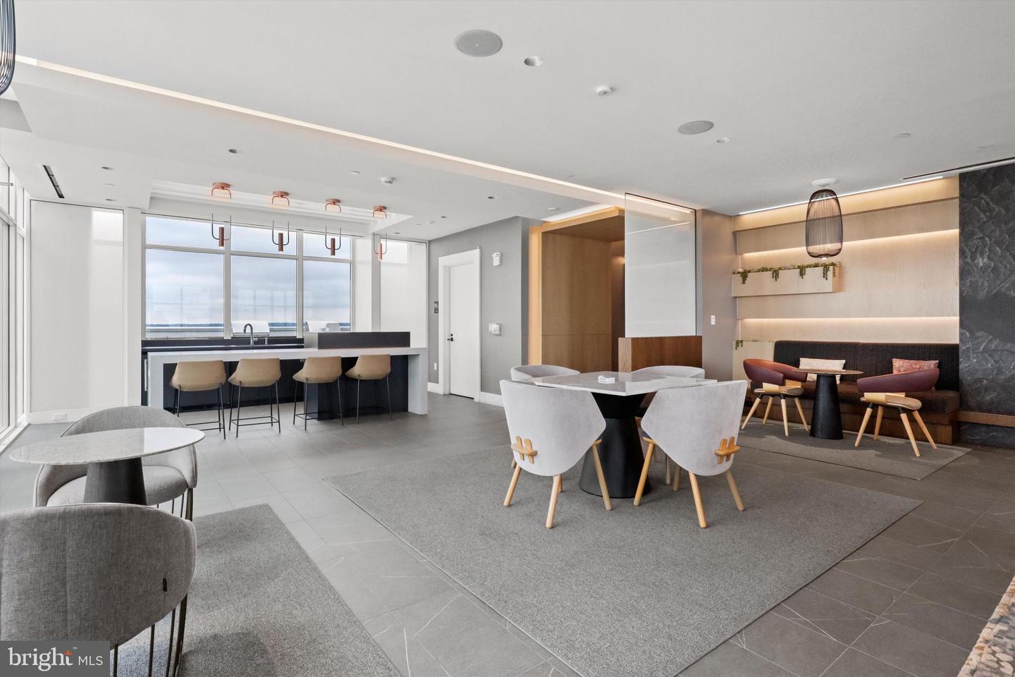 925 N FAIRFAX ST #102, ALEXANDRIA, Virginia 22314, 2 Bedrooms Bedrooms, ,2 BathroomsBathrooms,Residential,For sale,925 N FAIRFAX ST #102,VAAX2049550 MLS # VAAX2049550