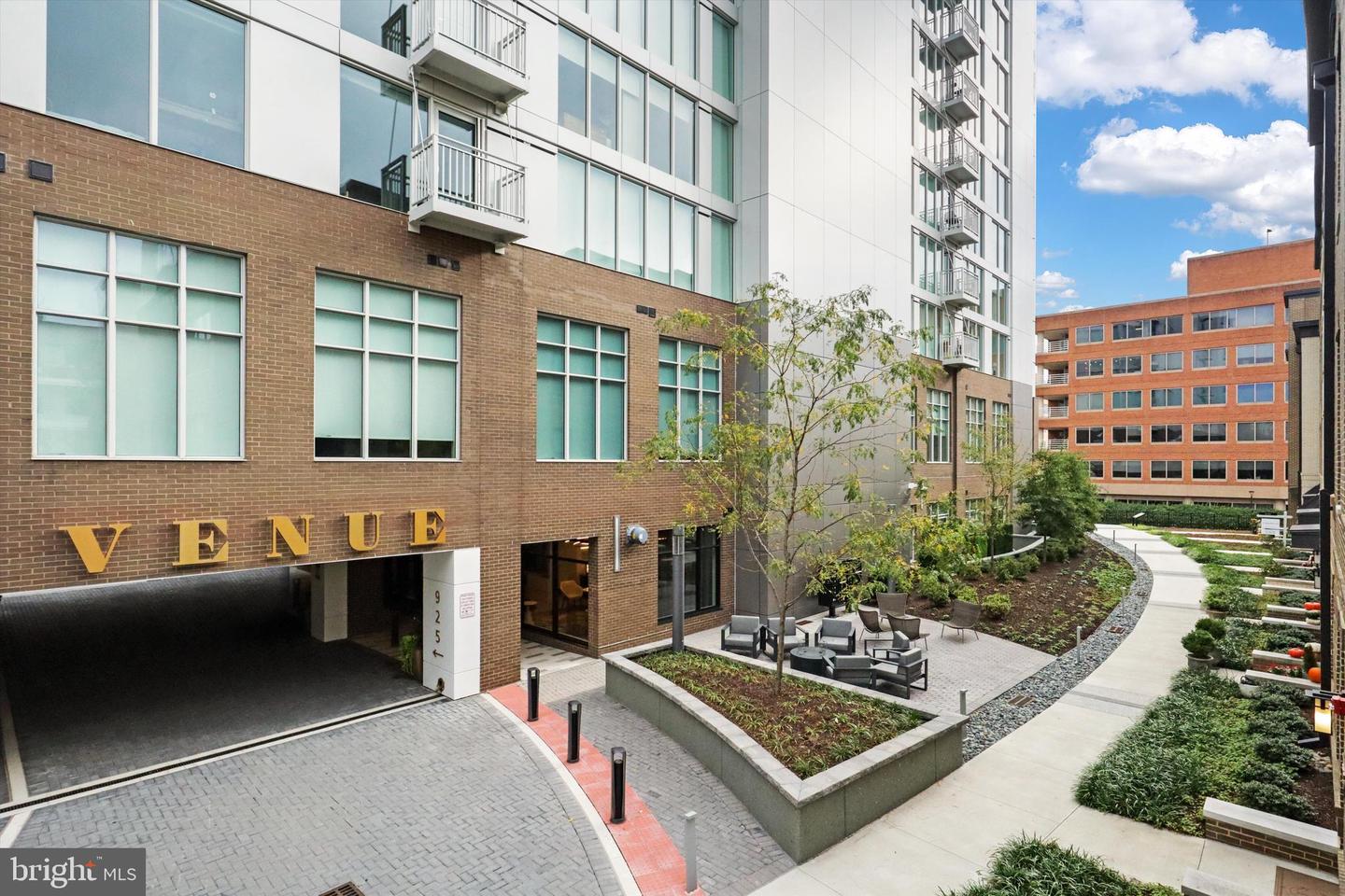 925 N FAIRFAX ST #102, ALEXANDRIA, Virginia 22314, 2 Bedrooms Bedrooms, ,2 BathroomsBathrooms,Residential,For sale,925 N FAIRFAX ST #102,VAAX2049550 MLS # VAAX2049550