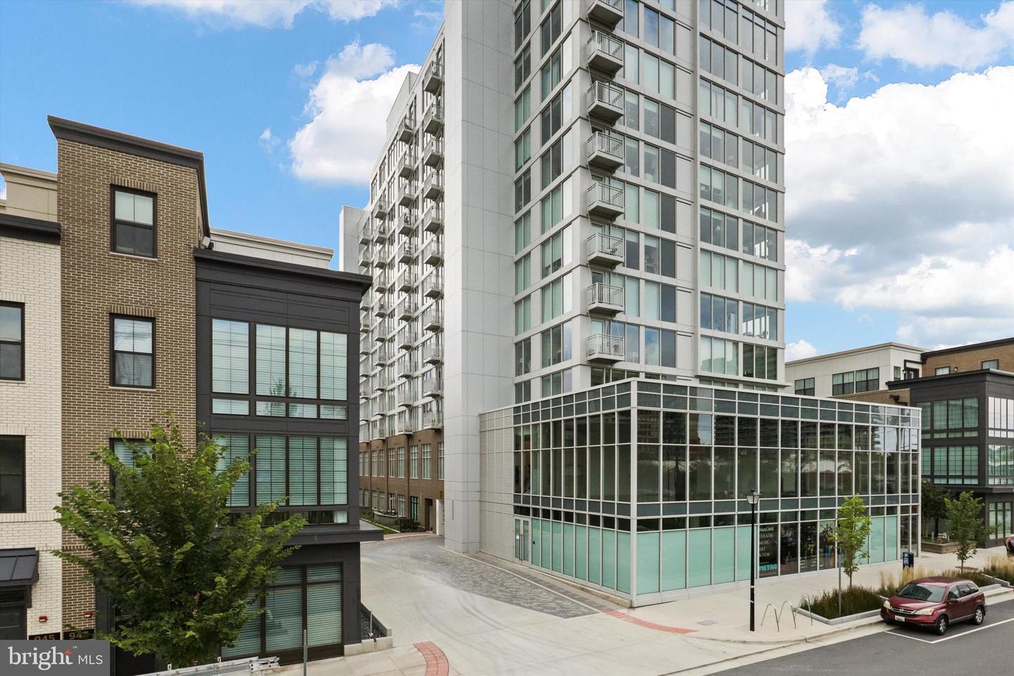 925 N FAIRFAX ST #102, ALEXANDRIA, Virginia 22314, 2 Bedrooms Bedrooms, ,2 BathroomsBathrooms,Residential,For sale,925 N FAIRFAX ST #102,VAAX2049550 MLS # VAAX2049550