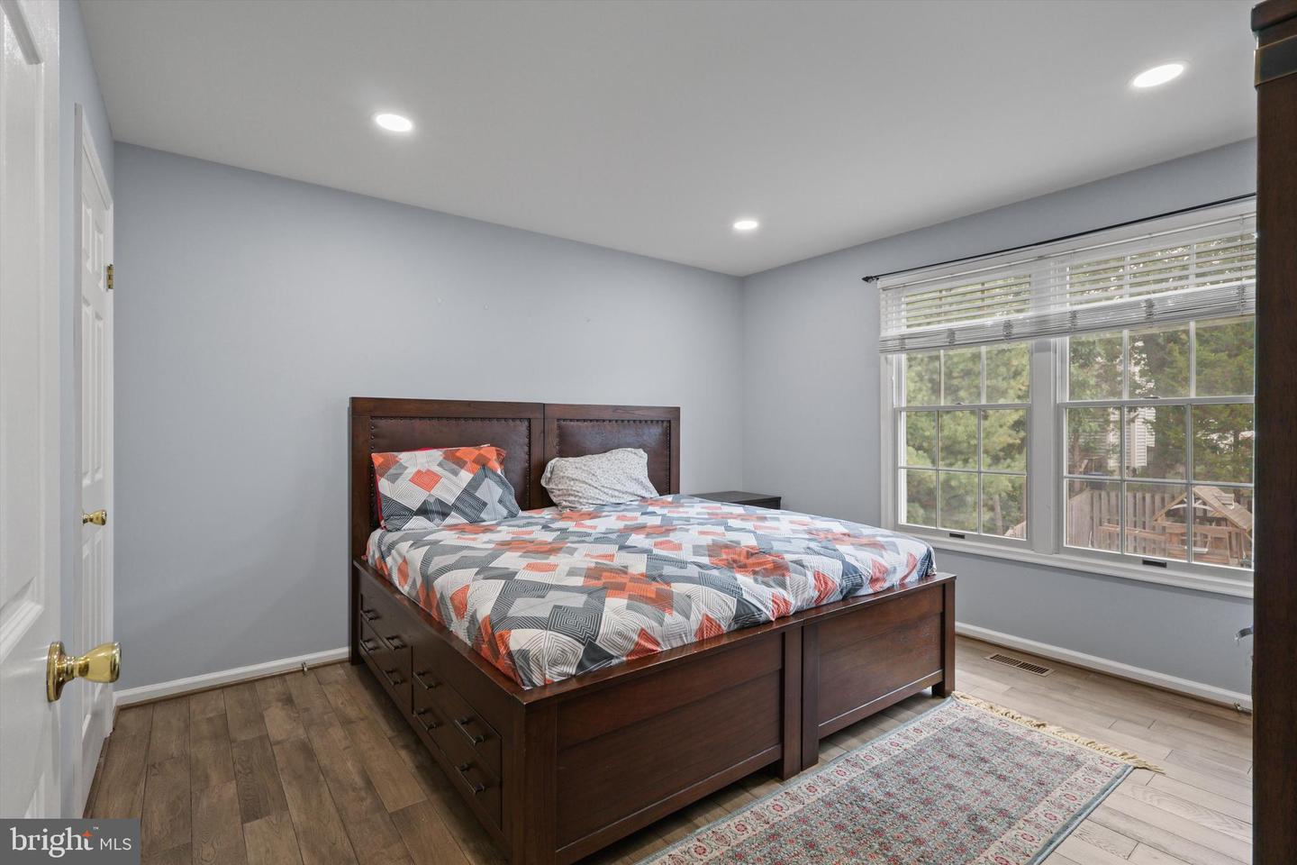 6488 PALISADES DR, CENTREVILLE, Virginia 20121, 4 Bedrooms Bedrooms, ,3 BathroomsBathrooms,Residential,For sale,6488 PALISADES DR,VAFX2267118 MLS # VAFX2267118