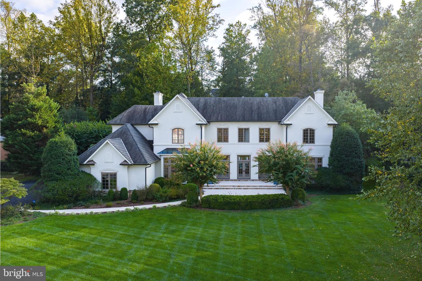 7795 GLENHAVEN CT, MCLEAN, Virginia 22102, 5 Bedrooms Bedrooms, ,5 BathroomsBathrooms,Residential,For sale,7795 GLENHAVEN CT,VAFX2267696 MLS # VAFX2267696