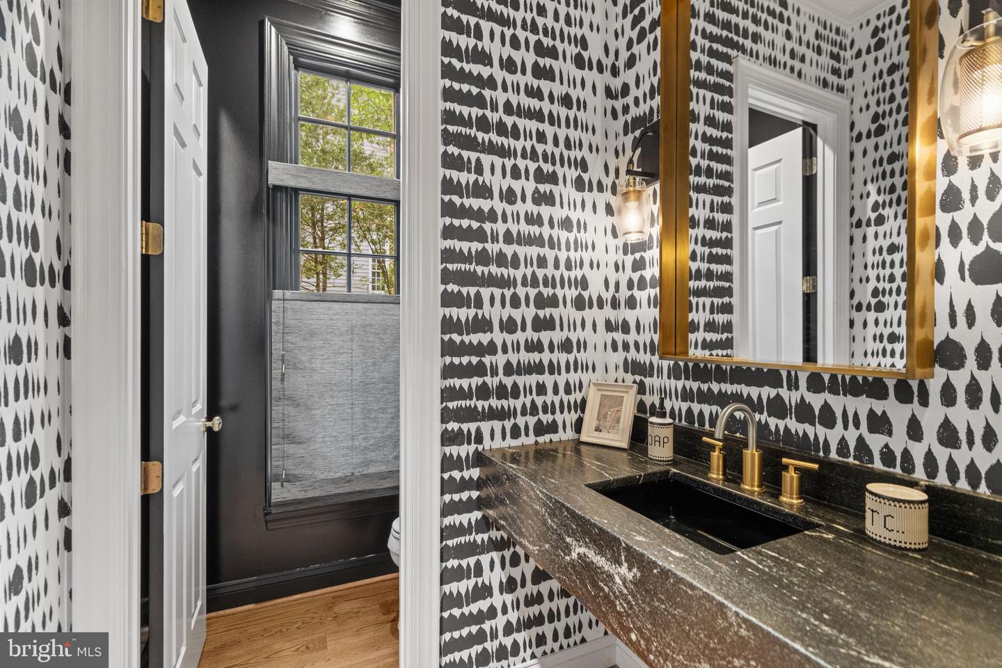 7795 GLENHAVEN CT, MCLEAN, Virginia 22102, 5 Bedrooms Bedrooms, ,5 BathroomsBathrooms,Residential,For sale,7795 GLENHAVEN CT,VAFX2267696 MLS # VAFX2267696