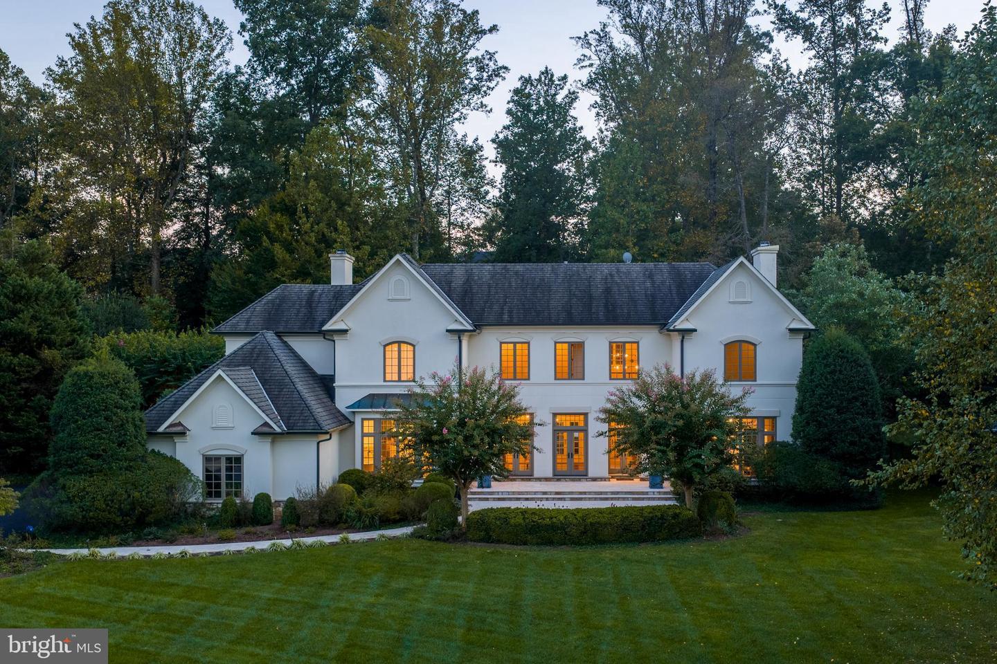 7795 GLENHAVEN CT, MCLEAN, Virginia 22102, 5 Bedrooms Bedrooms, ,5 BathroomsBathrooms,Residential,For sale,7795 GLENHAVEN CT,VAFX2267696 MLS # VAFX2267696