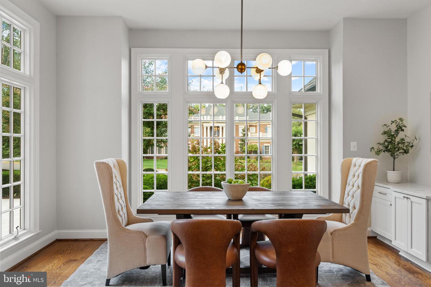 7795 GLENHAVEN CT, MCLEAN, Virginia 22102, 5 Bedrooms Bedrooms, ,5 BathroomsBathrooms,Residential,For sale,7795 GLENHAVEN CT,VAFX2267696 MLS # VAFX2267696