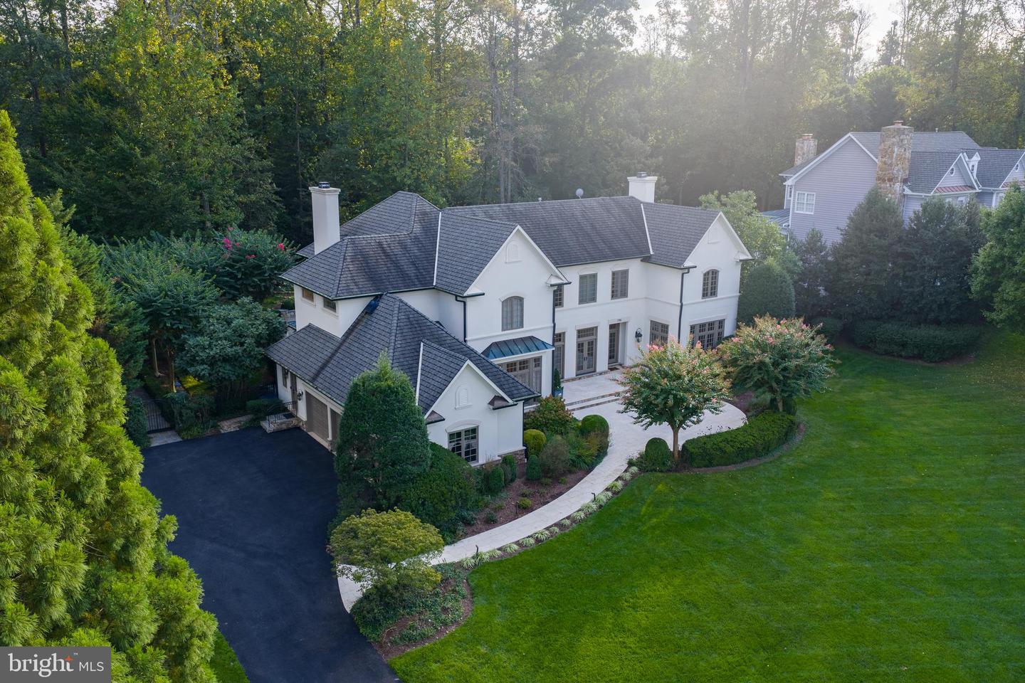 7795 GLENHAVEN CT, MCLEAN, Virginia 22102, 5 Bedrooms Bedrooms, ,5 BathroomsBathrooms,Residential,For sale,7795 GLENHAVEN CT,VAFX2267696 MLS # VAFX2267696