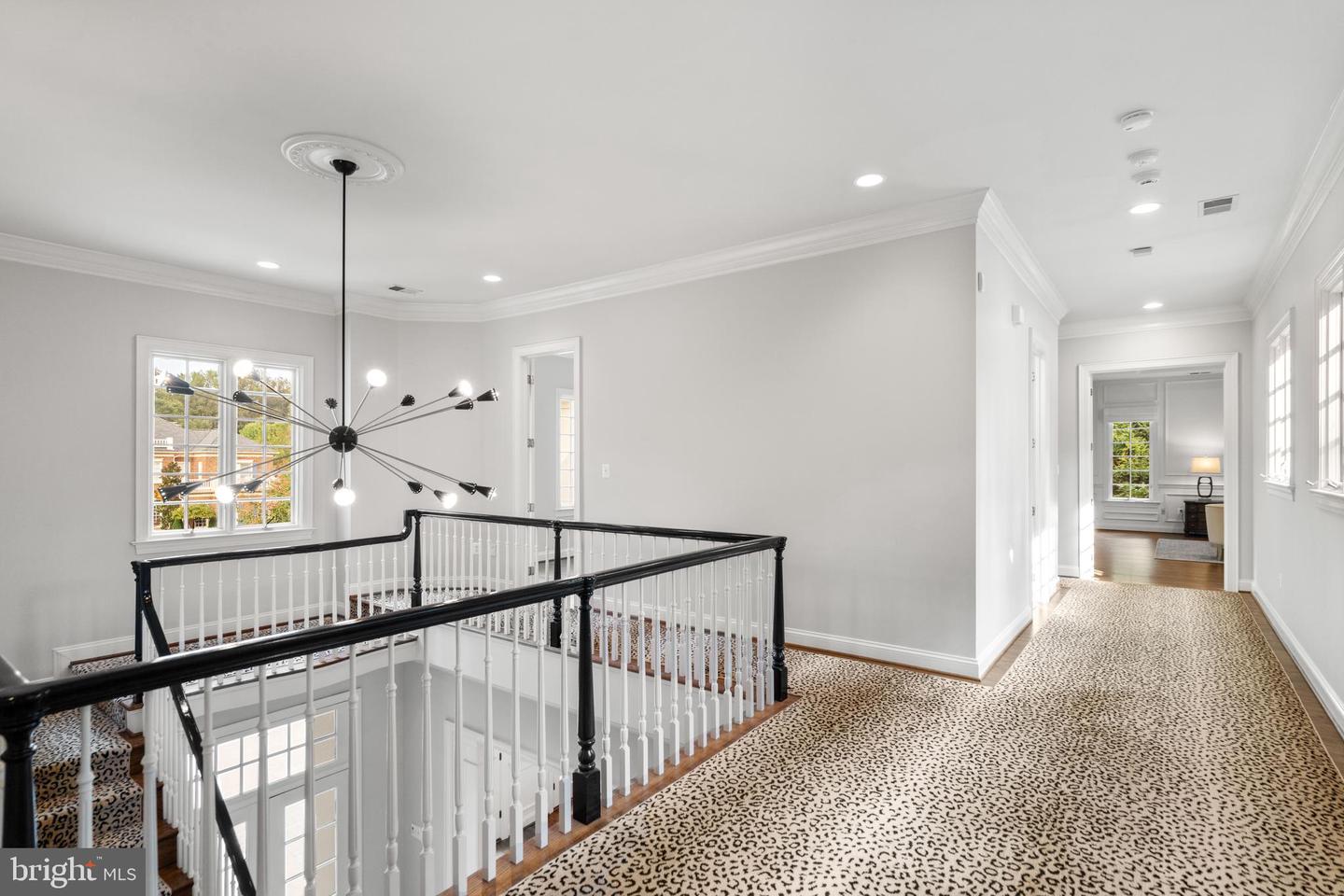 7795 GLENHAVEN CT, MCLEAN, Virginia 22102, 5 Bedrooms Bedrooms, ,5 BathroomsBathrooms,Residential,For sale,7795 GLENHAVEN CT,VAFX2267696 MLS # VAFX2267696