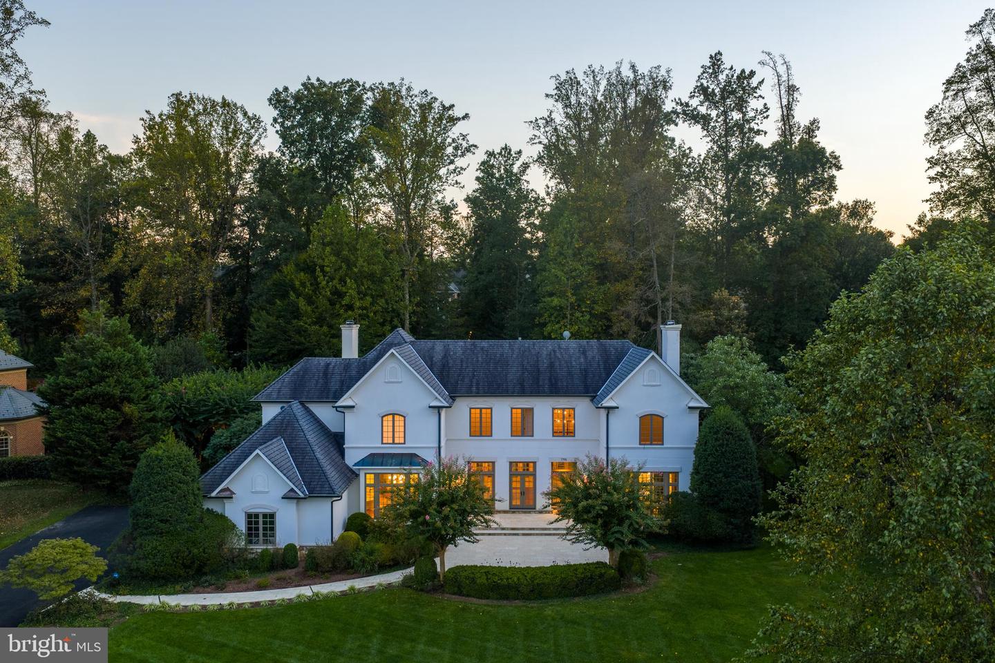 7795 GLENHAVEN CT, MCLEAN, Virginia 22102, 5 Bedrooms Bedrooms, ,5 BathroomsBathrooms,Residential,For sale,7795 GLENHAVEN CT,VAFX2267696 MLS # VAFX2267696
