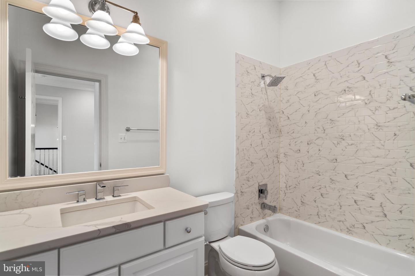 7795 GLENHAVEN CT, MCLEAN, Virginia 22102, 5 Bedrooms Bedrooms, ,5 BathroomsBathrooms,Residential,For sale,7795 GLENHAVEN CT,VAFX2267696 MLS # VAFX2267696