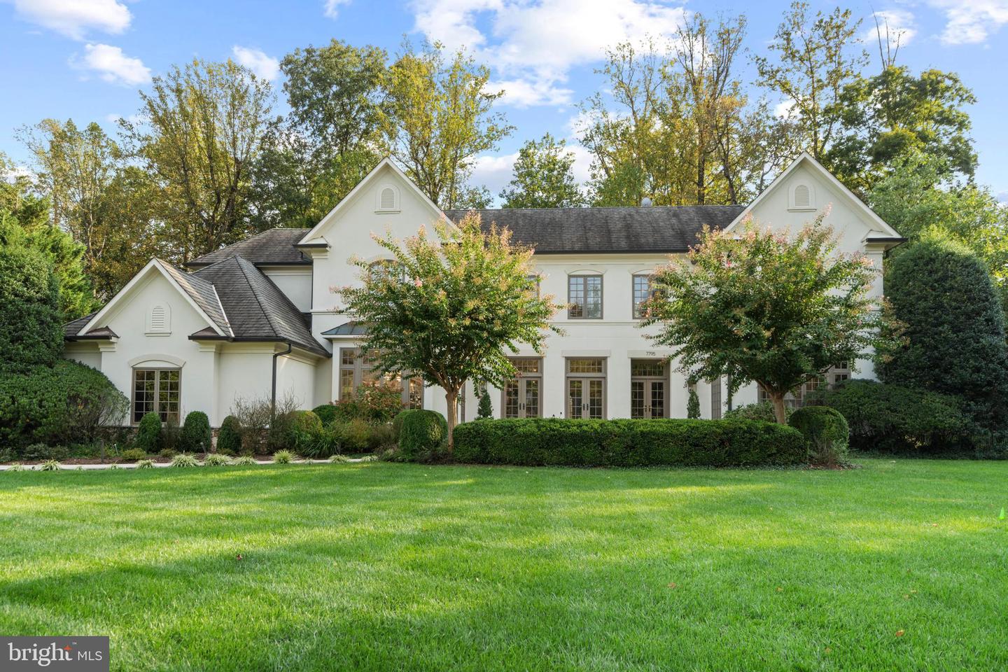 7795 GLENHAVEN CT, MCLEAN, Virginia 22102, 5 Bedrooms Bedrooms, ,5 BathroomsBathrooms,Residential,For sale,7795 GLENHAVEN CT,VAFX2267696 MLS # VAFX2267696