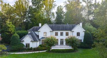 7795 GLENHAVEN CT, MCLEAN, Virginia 22102, 5 Bedrooms Bedrooms, ,5 BathroomsBathrooms,Residential,For sale,7795 GLENHAVEN CT,VAFX2267696 MLS # VAFX2267696