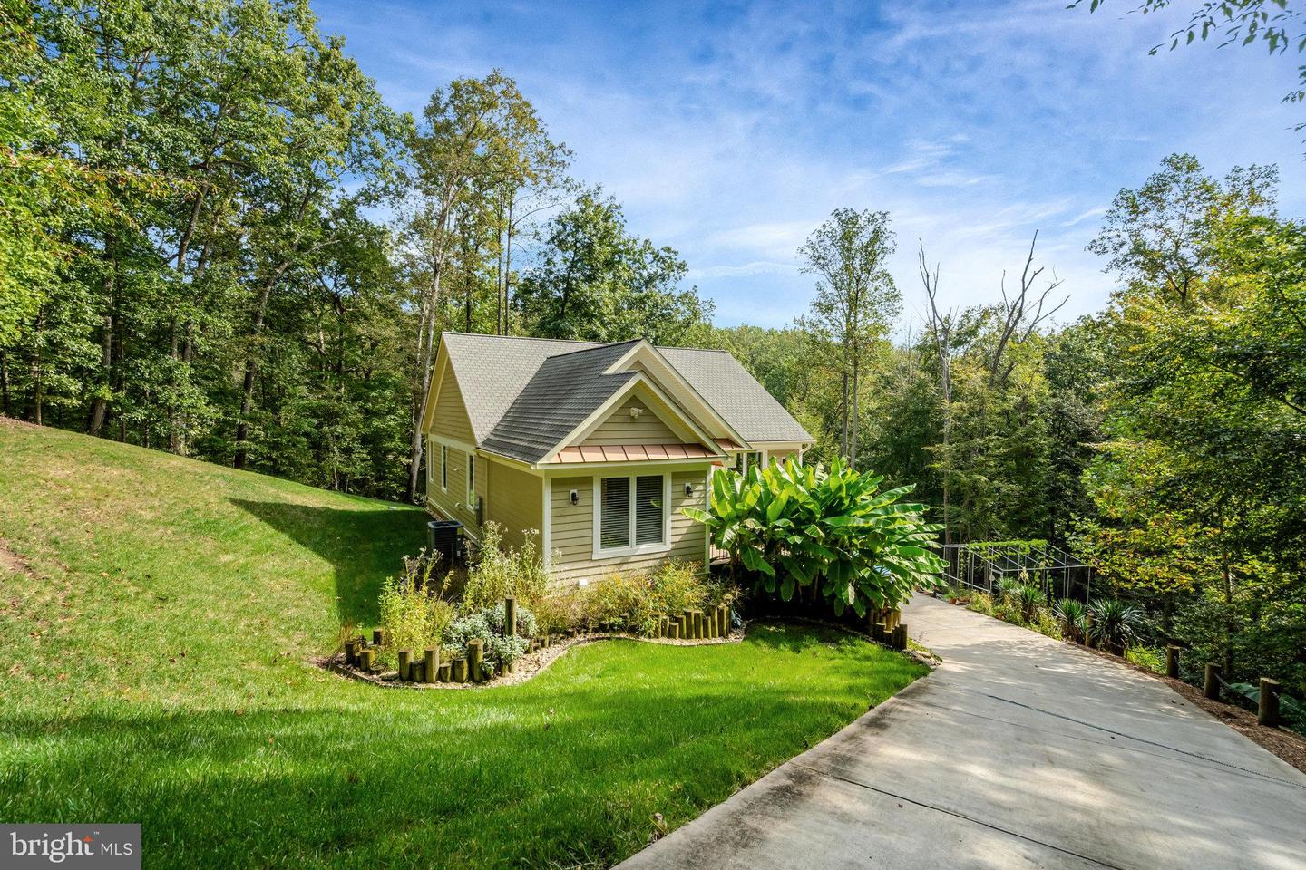 100 AQUIA BAY AVE, STAFFORD, Virginia 22554, 3 Bedrooms Bedrooms, ,3 BathroomsBathrooms,Residential,For sale,100 AQUIA BAY AVE,VAST2042718 MLS # VAST2042718